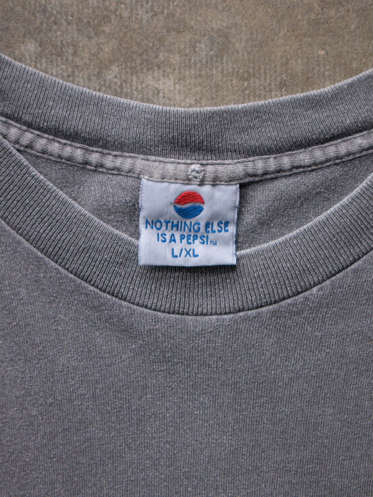 Vintage 90s Grey Pepsi Tee (L)