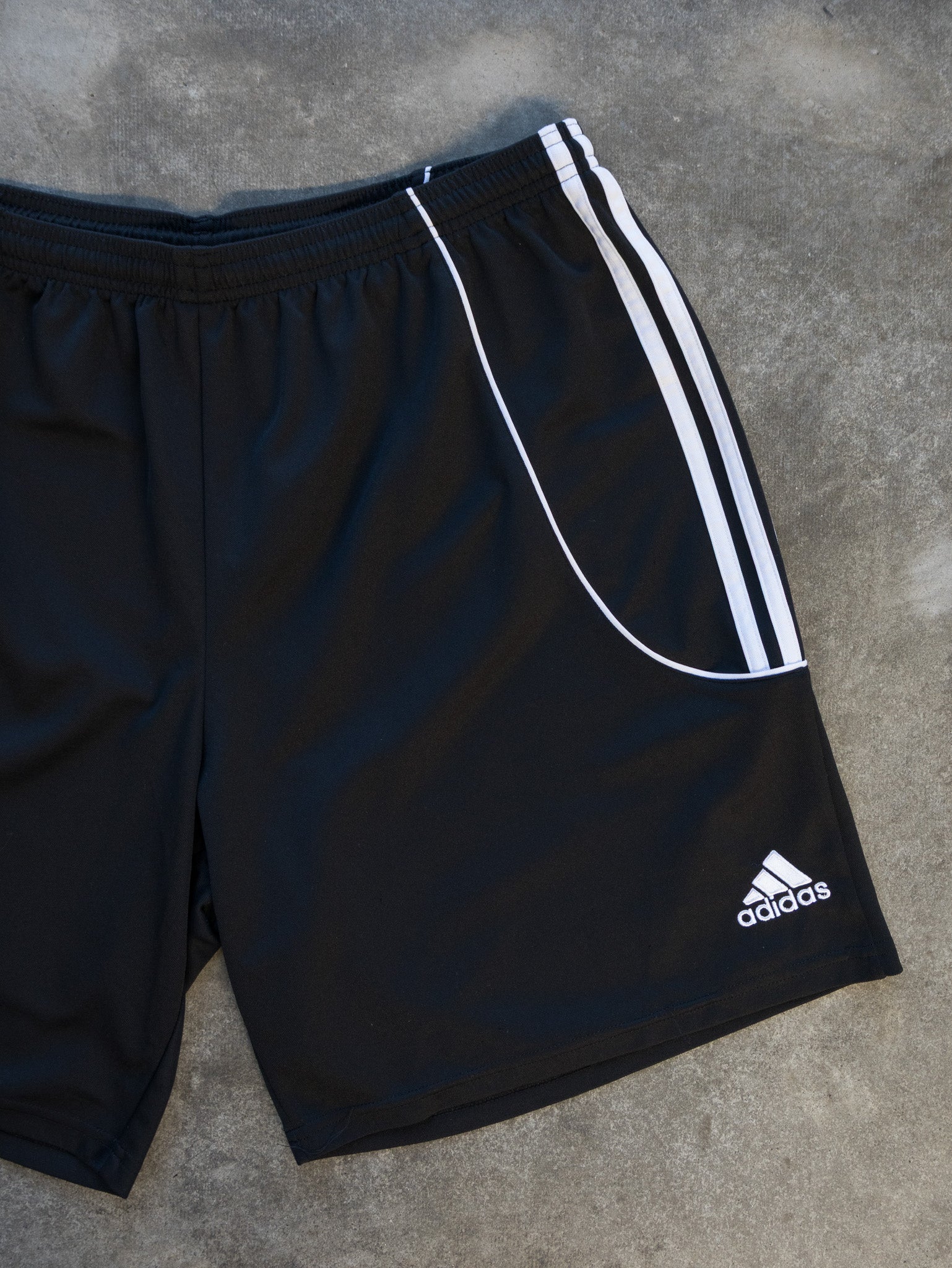 Vintage Black Adidas Shorts (XL)