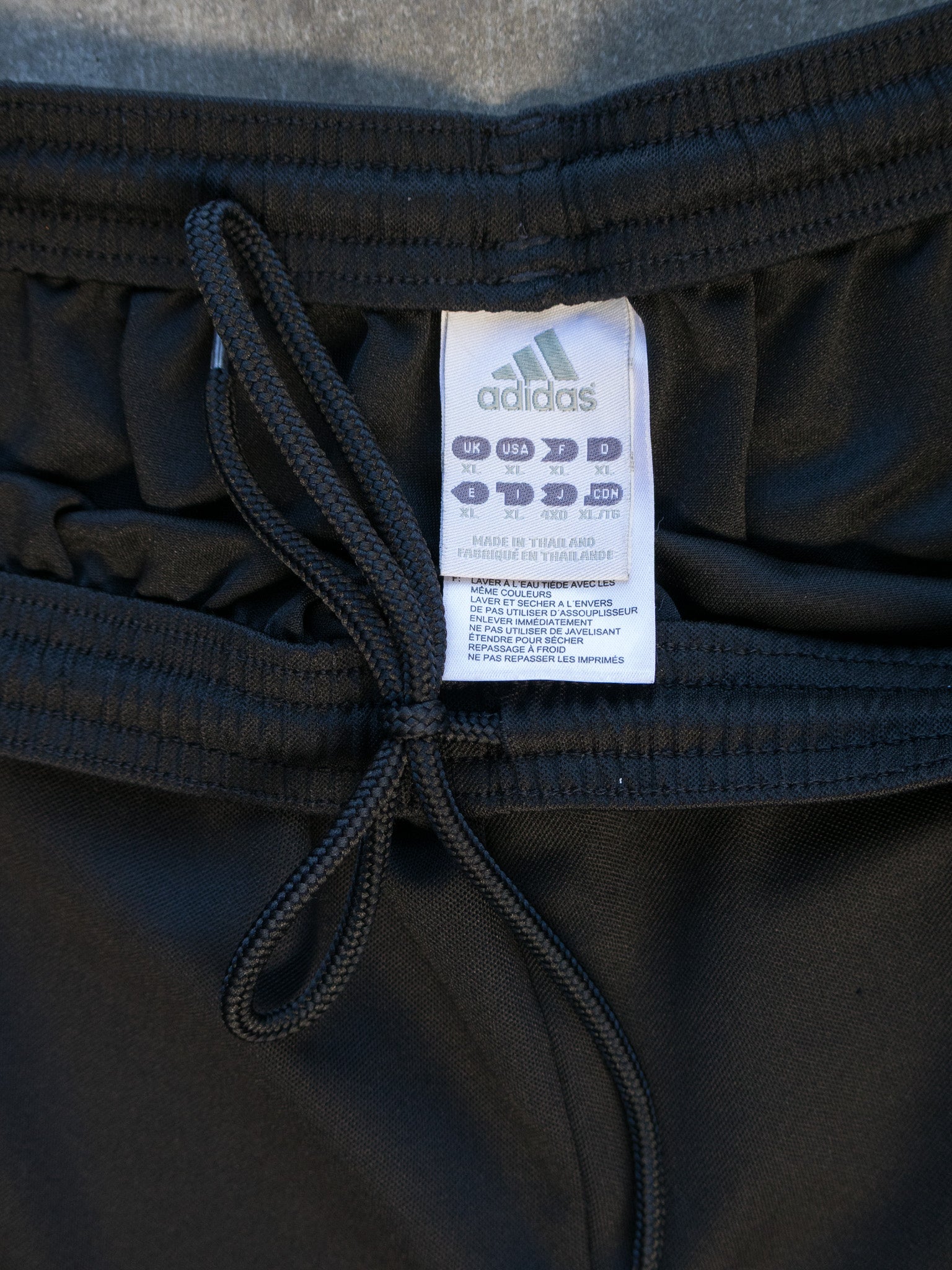 Vintage Black Adidas Shorts (XL)