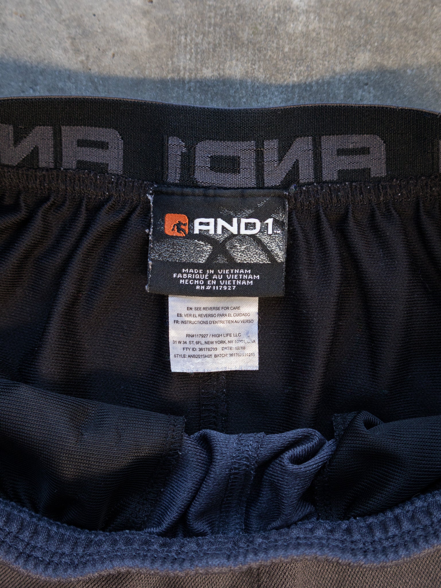 Vintage Grey AND1 Shorts (XL)