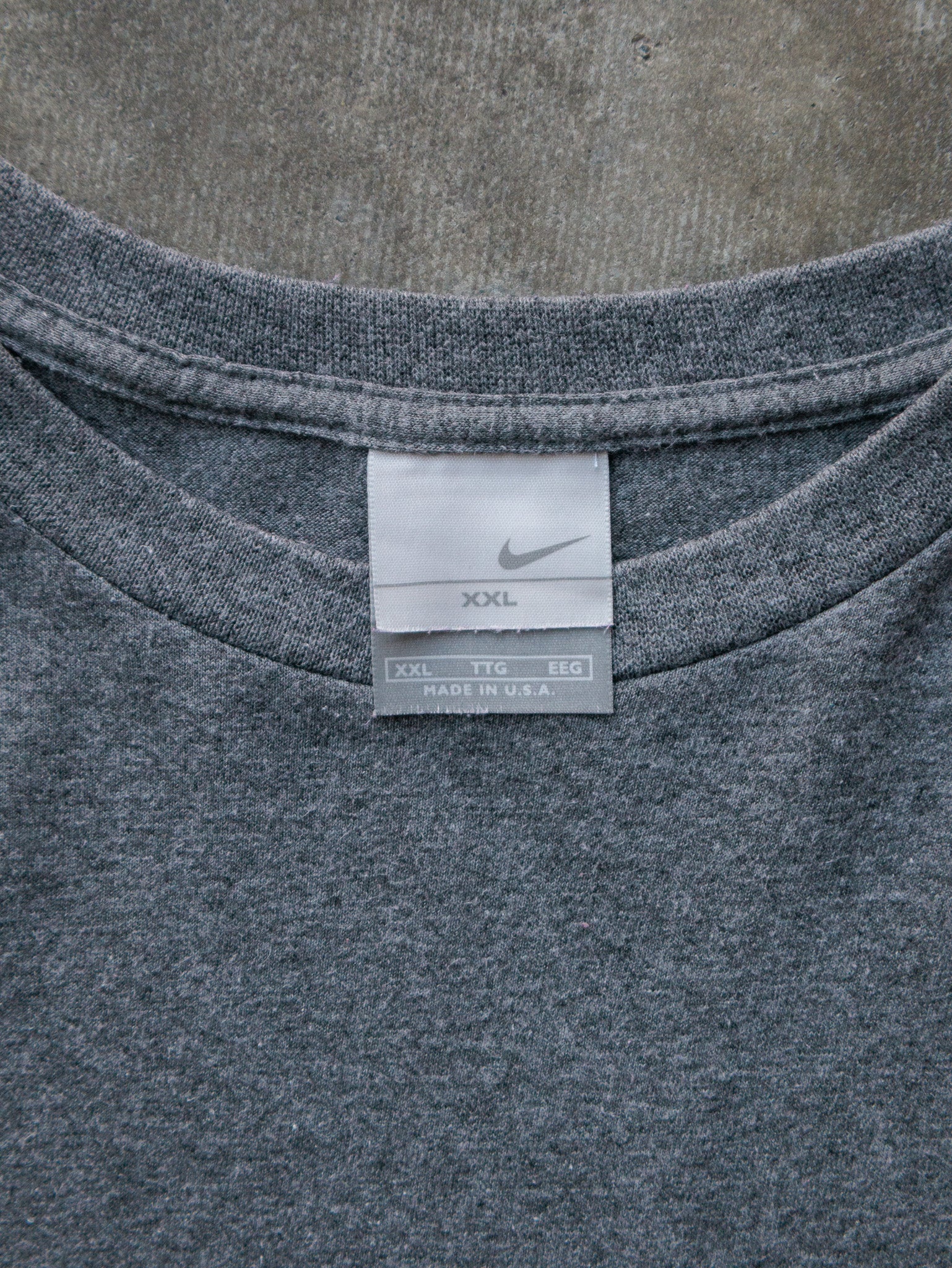 Vintage Grey Nike Tee (2XL)