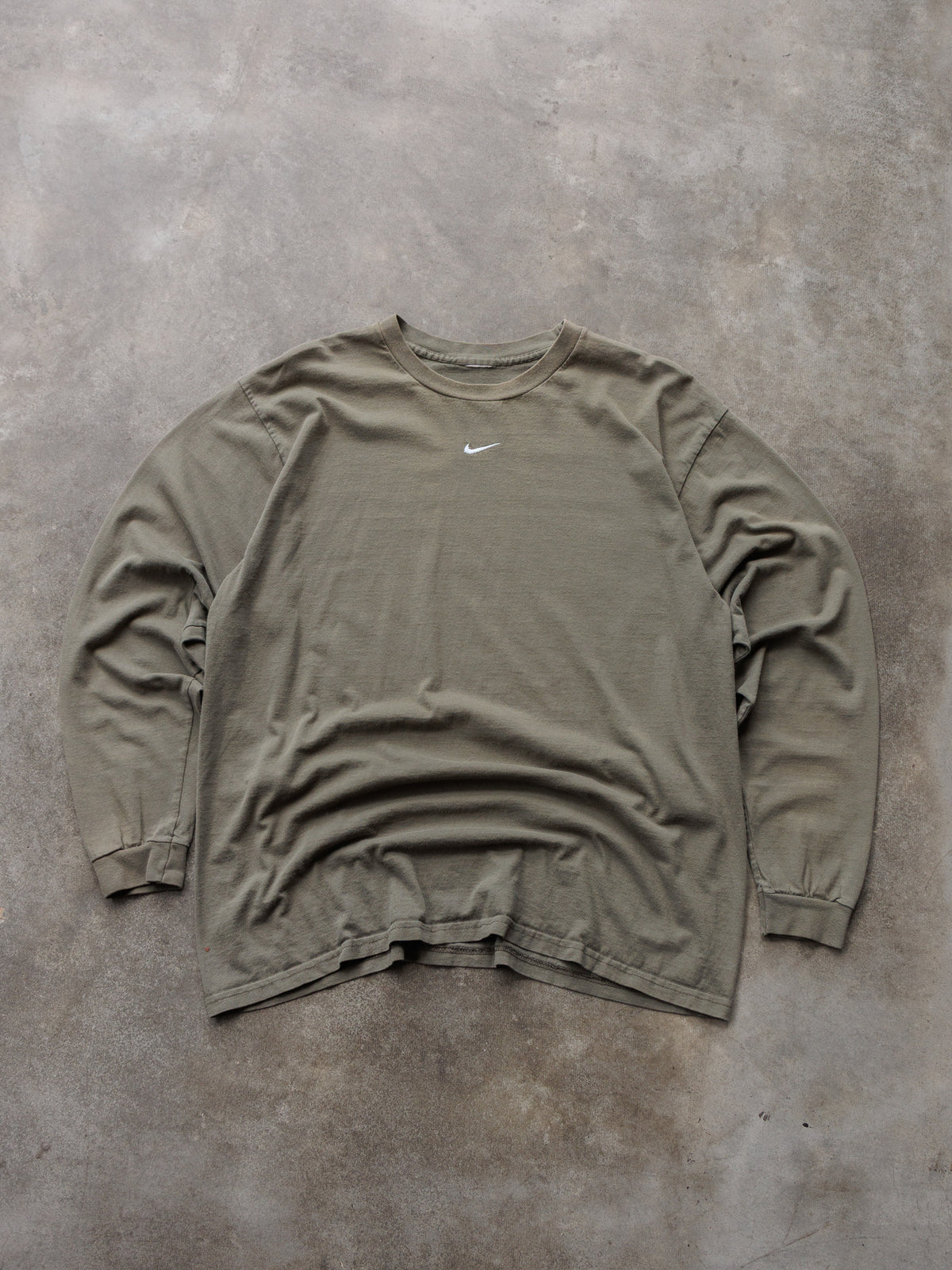 Vintage Green Nike Long Sleeve Tee (XL)