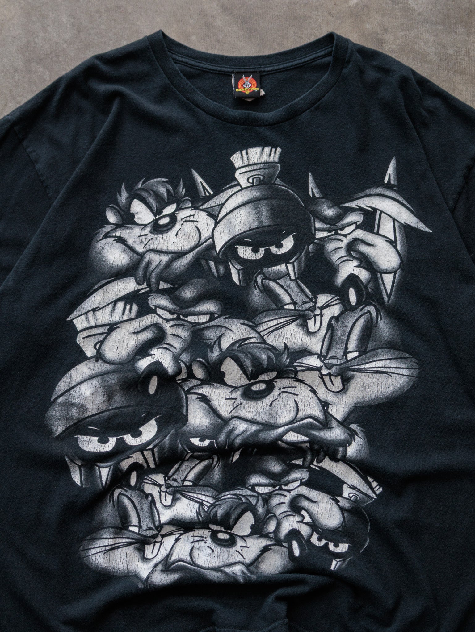 Vintage 00s Black Looney Tunes Tee (XL)