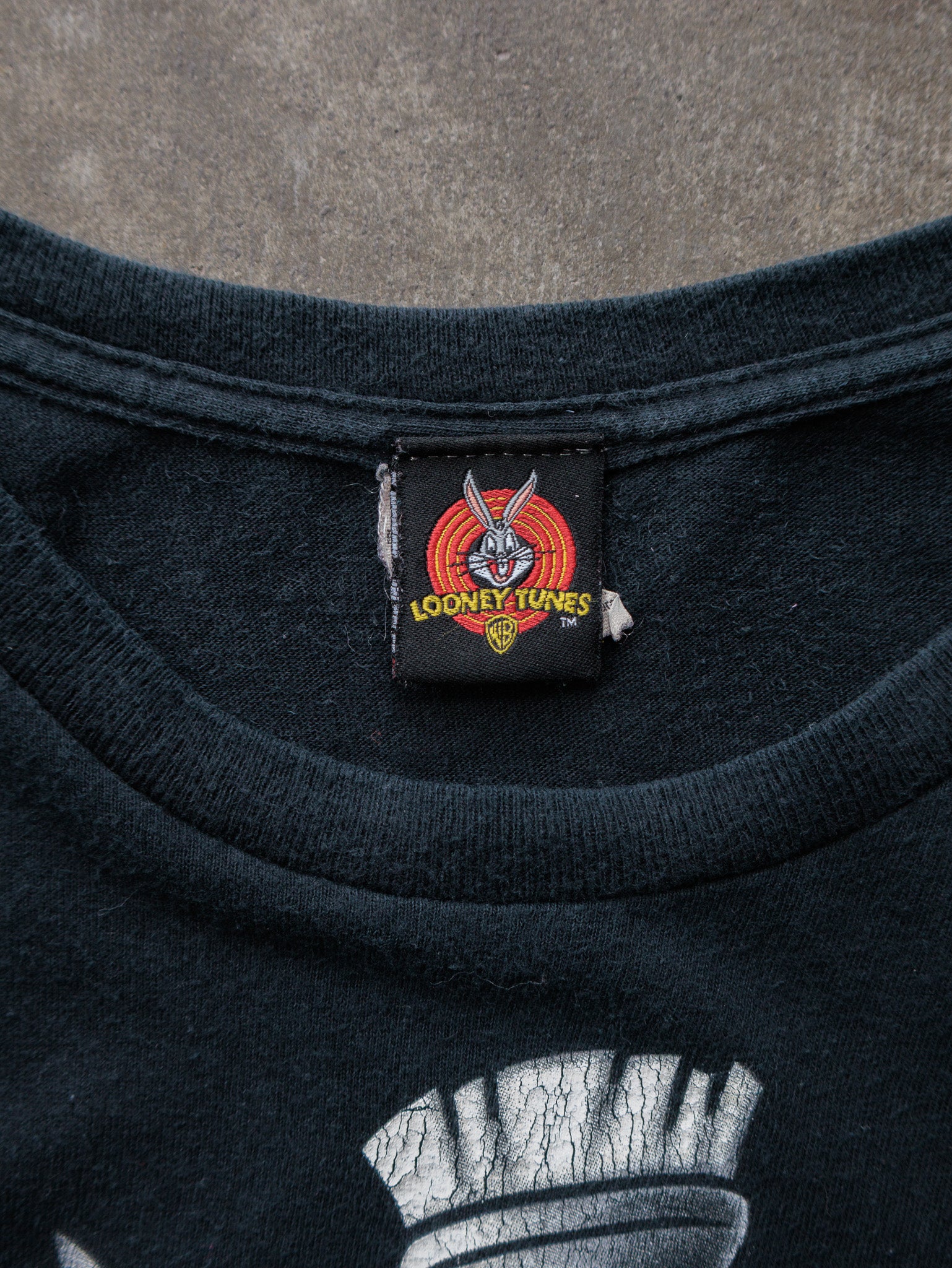 Vintage 00s Black Looney Tunes Tee (XL)
