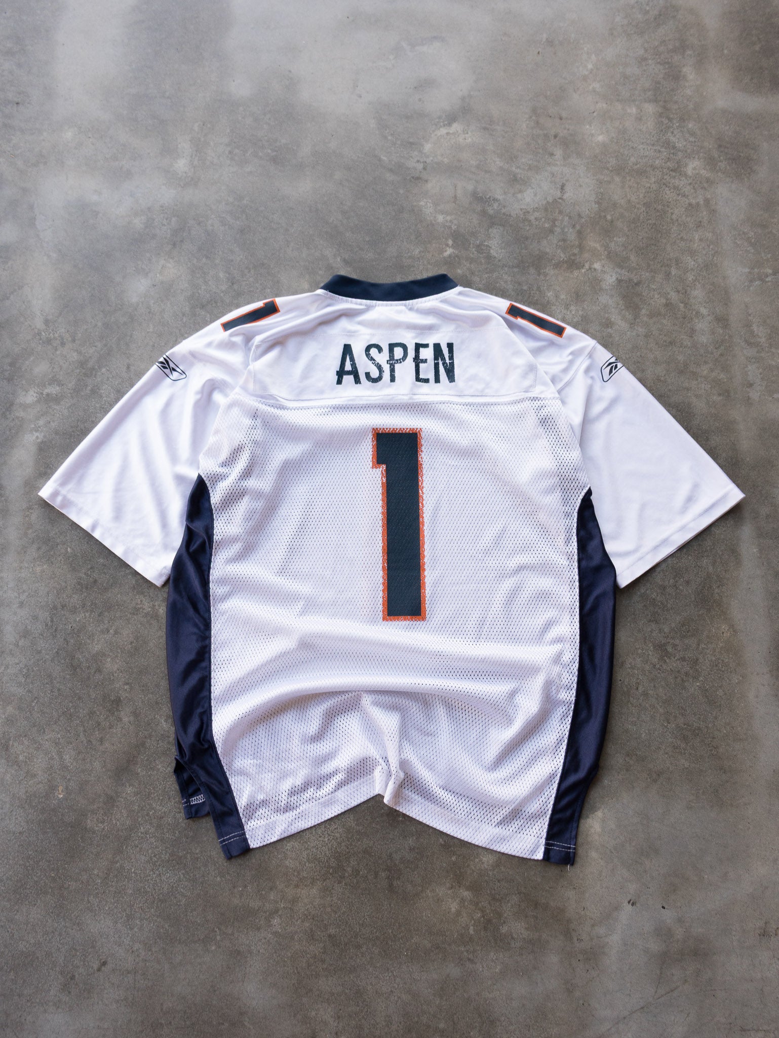 Vintage 00s Reebok Denver Broncos NFL Jersey (L)