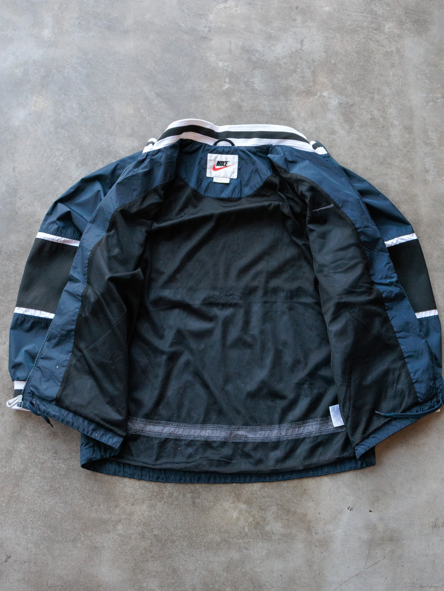 Vintage 90s Navy Nike Jacket (Women's M)