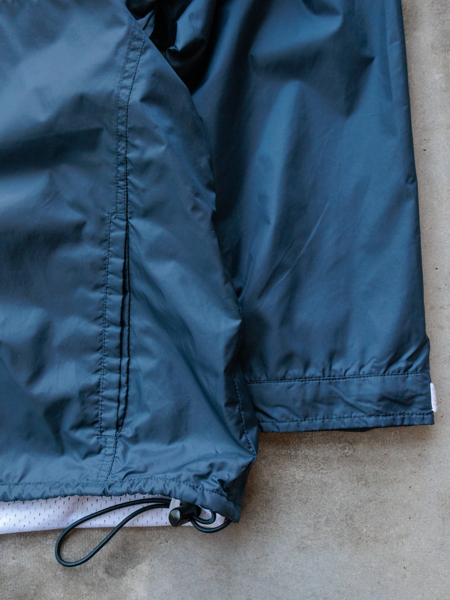 Vintage 90s Navy Nike Jacket (Women's L)
