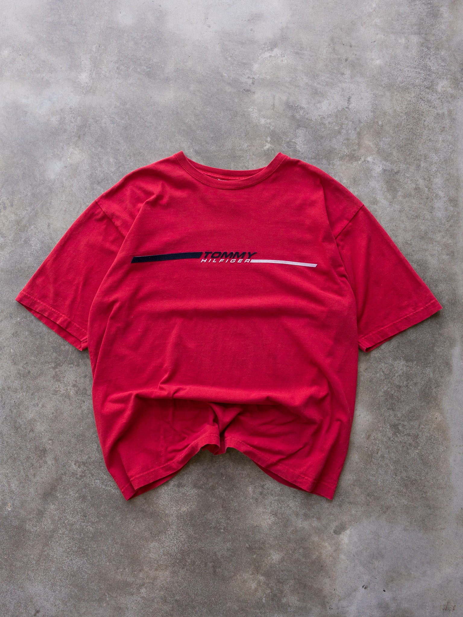 Vintage 90s Red Tommy Hilfiger Tee (XL)