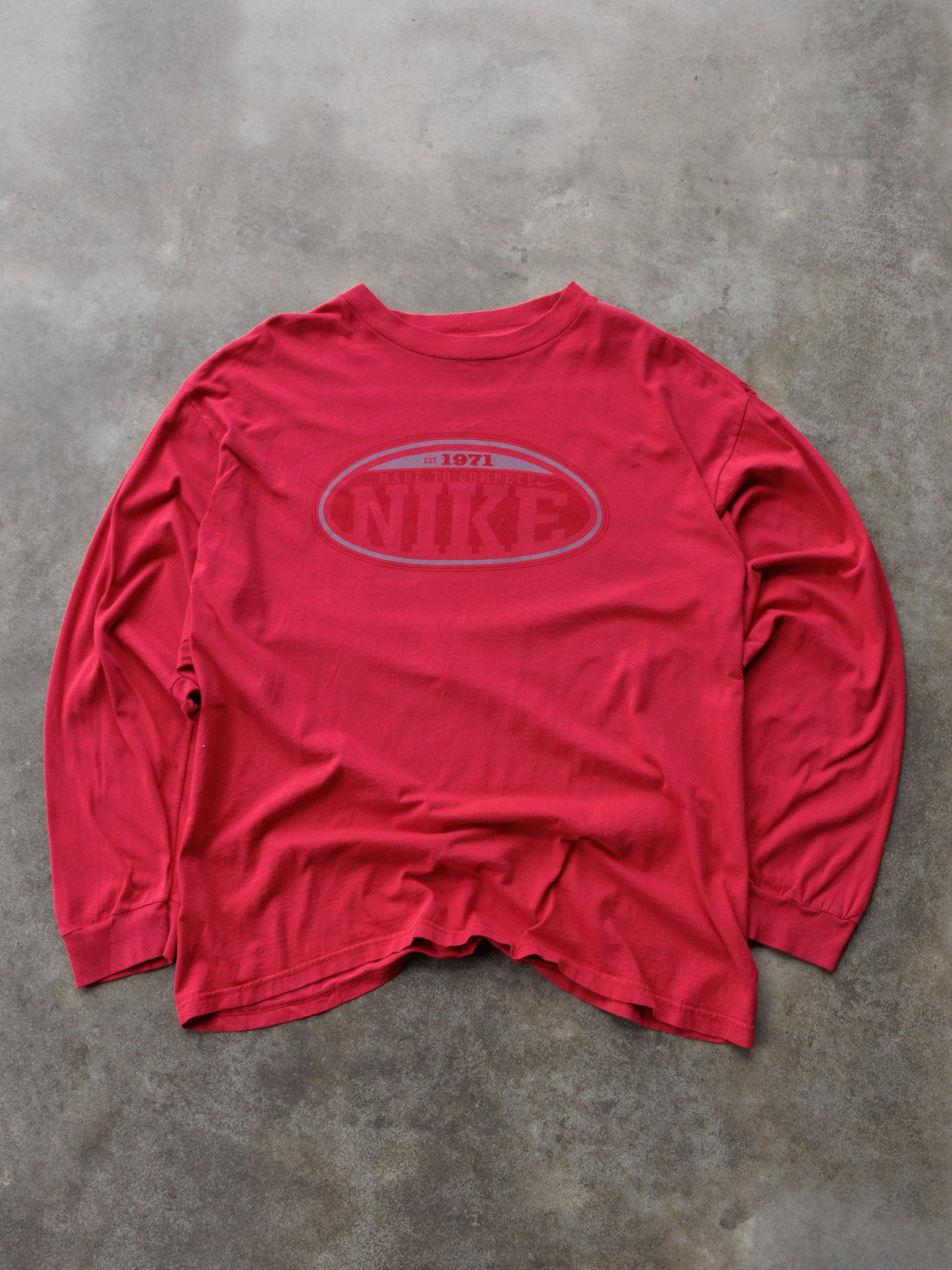 Vintage 90s Red Nike Graphic Long Sleeve (L)
