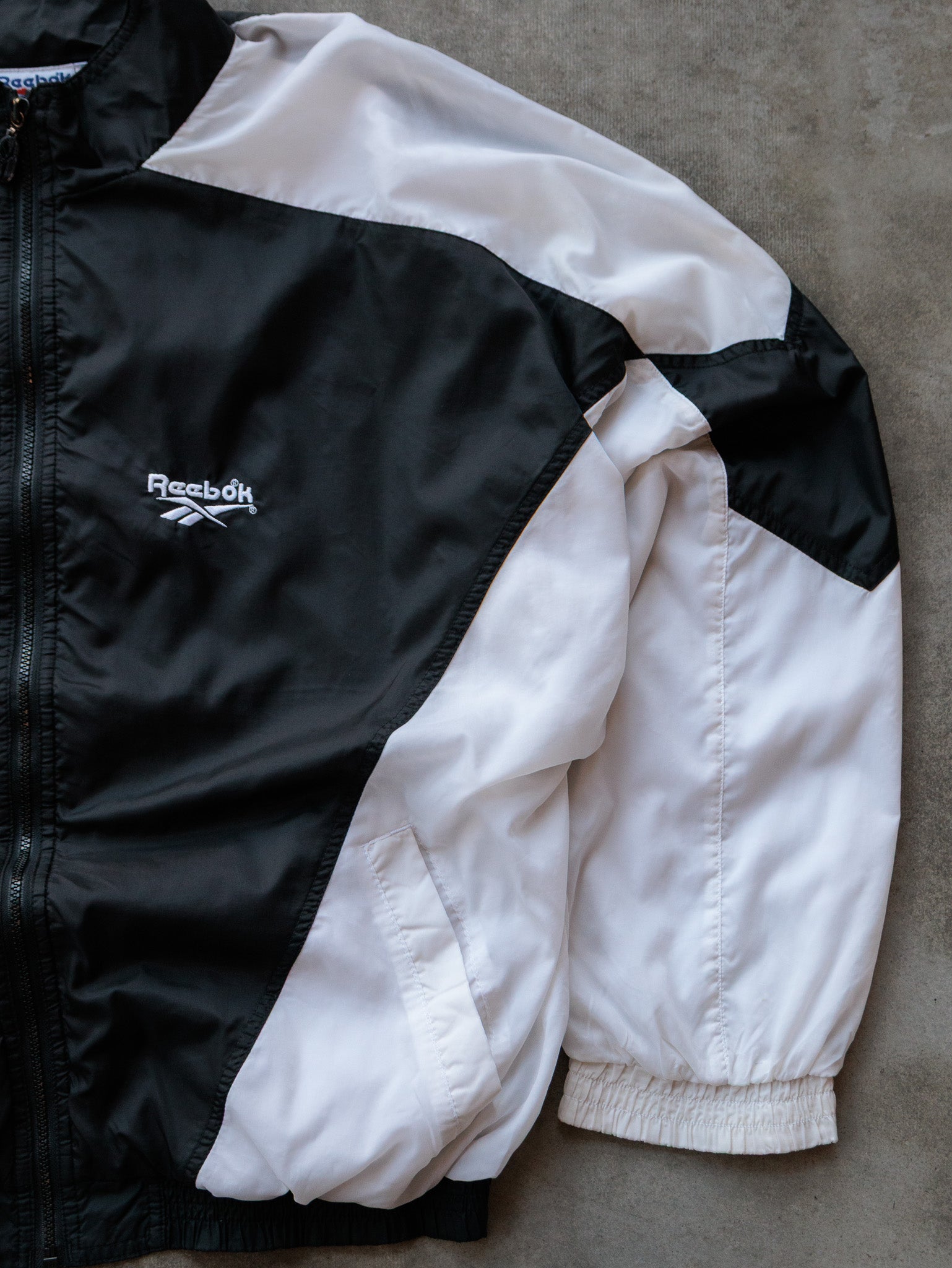 Vintage 90s Black & White Reebok Jacket (L)