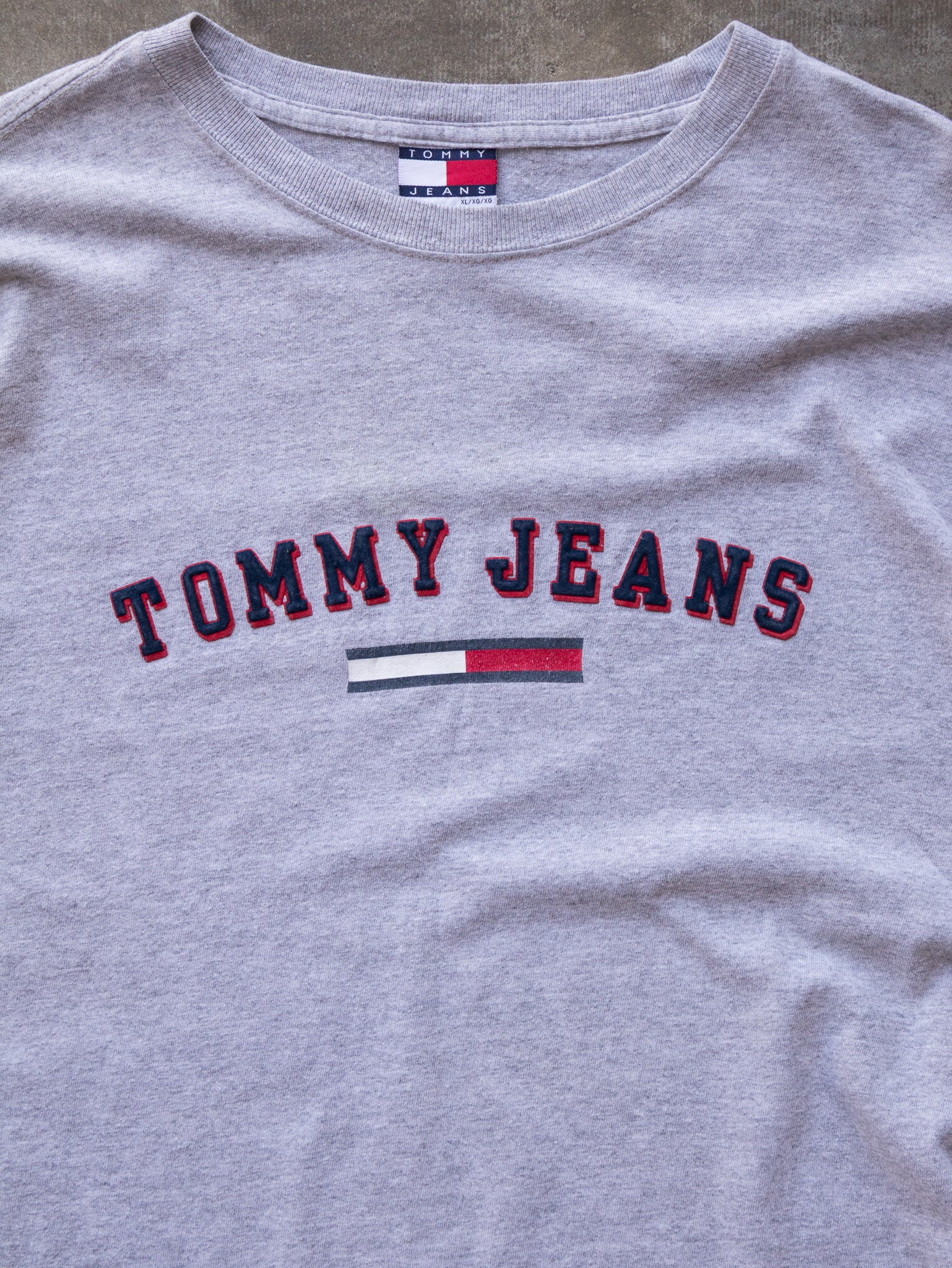 Vintage 90s Tommy Hilfiger Long Sleeve (XL)