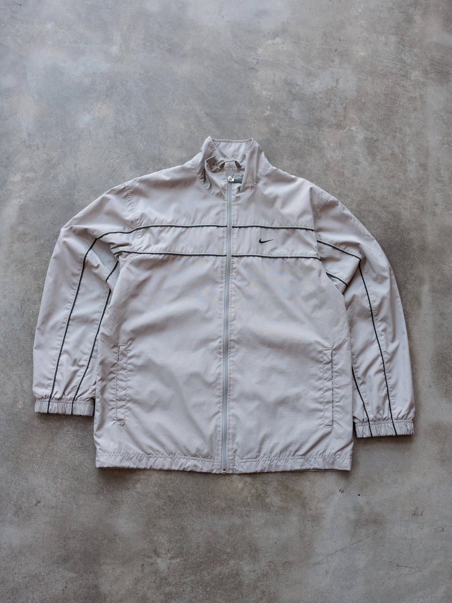 Vintage 00s Grey Nike Jacket (M)