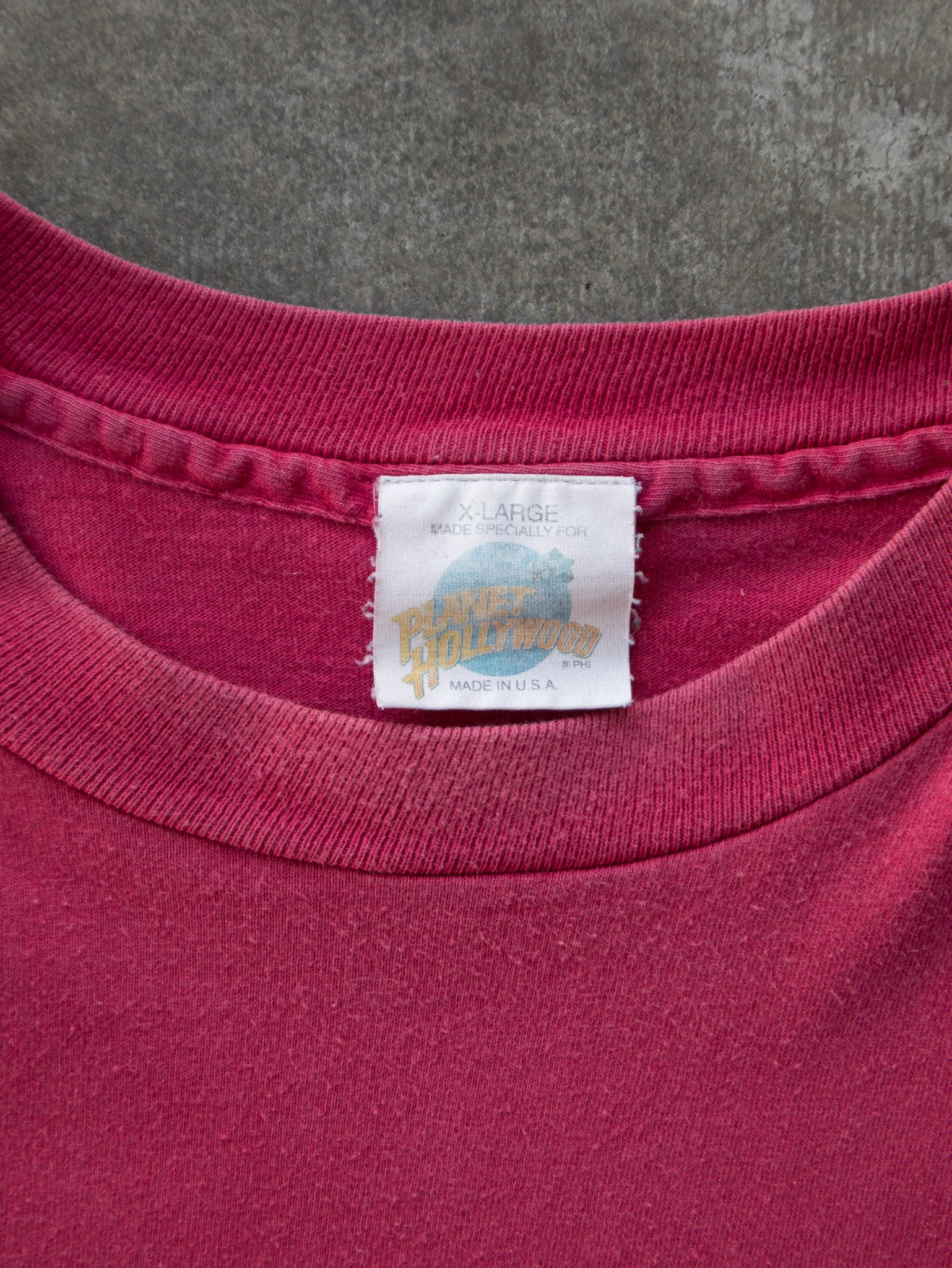 Vintage 90s Washed Red Planet Hollywood Phoenix Tee (XL)