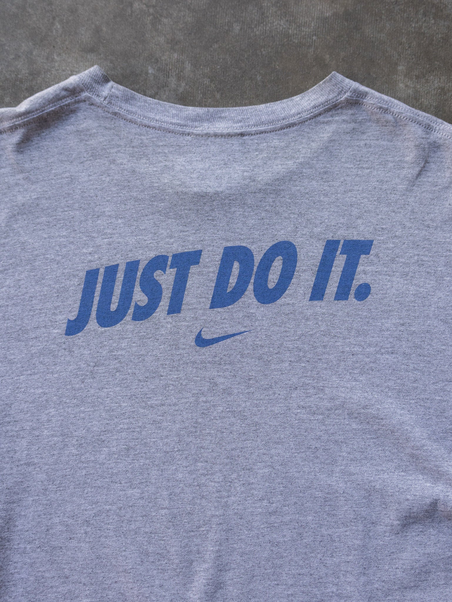 Vintage 00s Grey Nike Boise State Basketball Tee (XL)