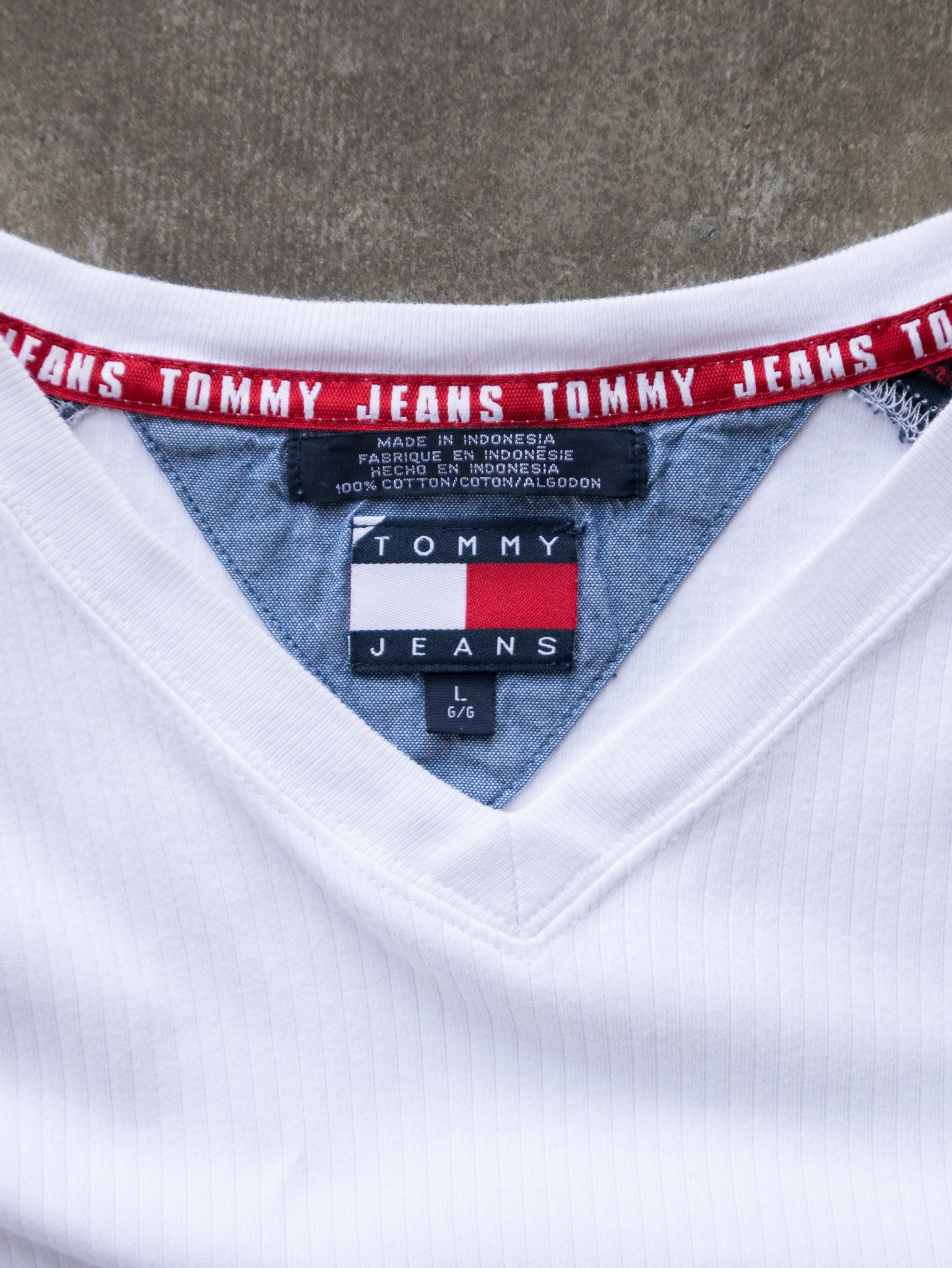 Vintage 90s White Ribbed Tommy Jeans Raglan Tee (L)