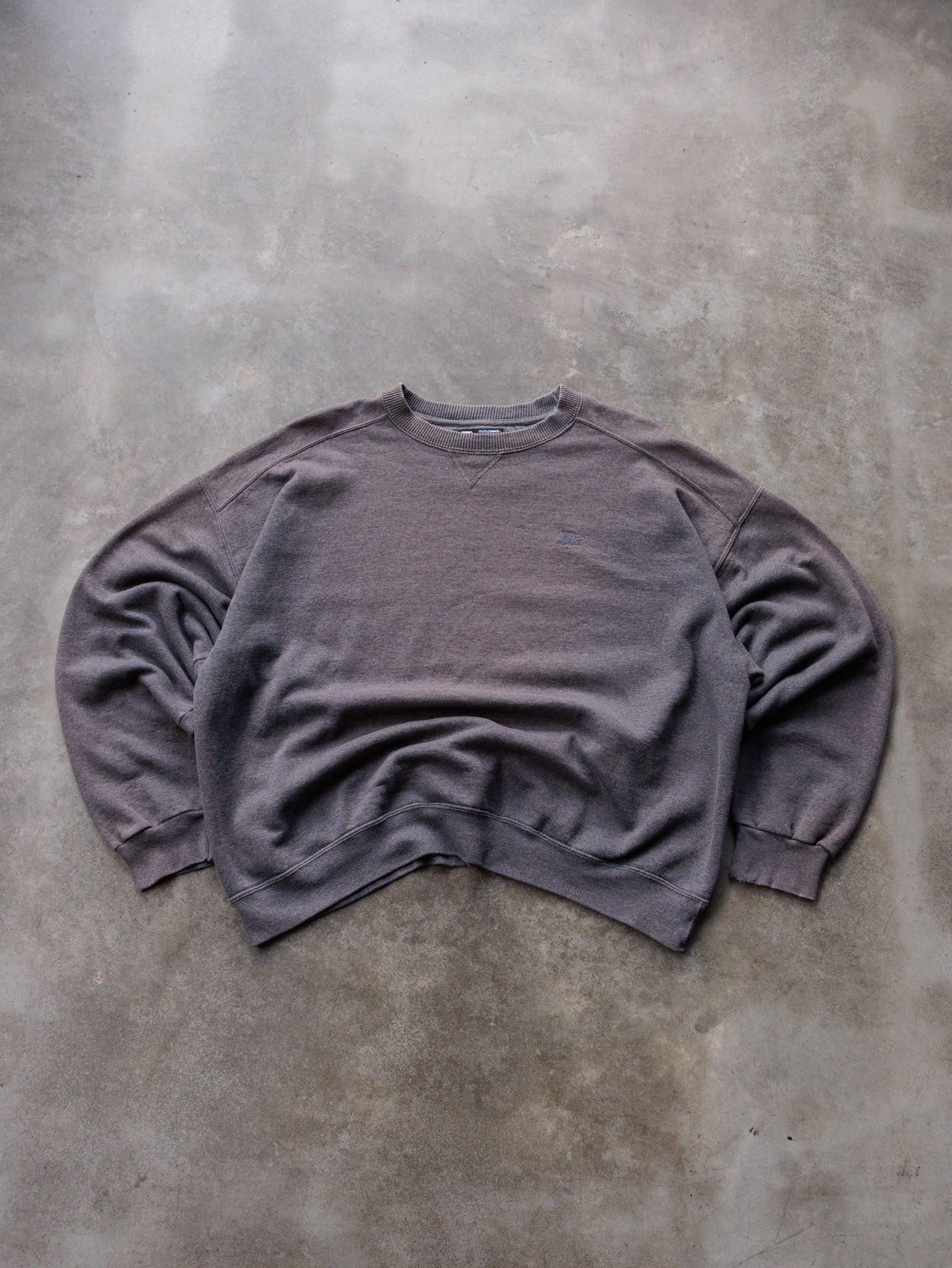 Vintage 00s Grey Starter Sweatshirt (XL)