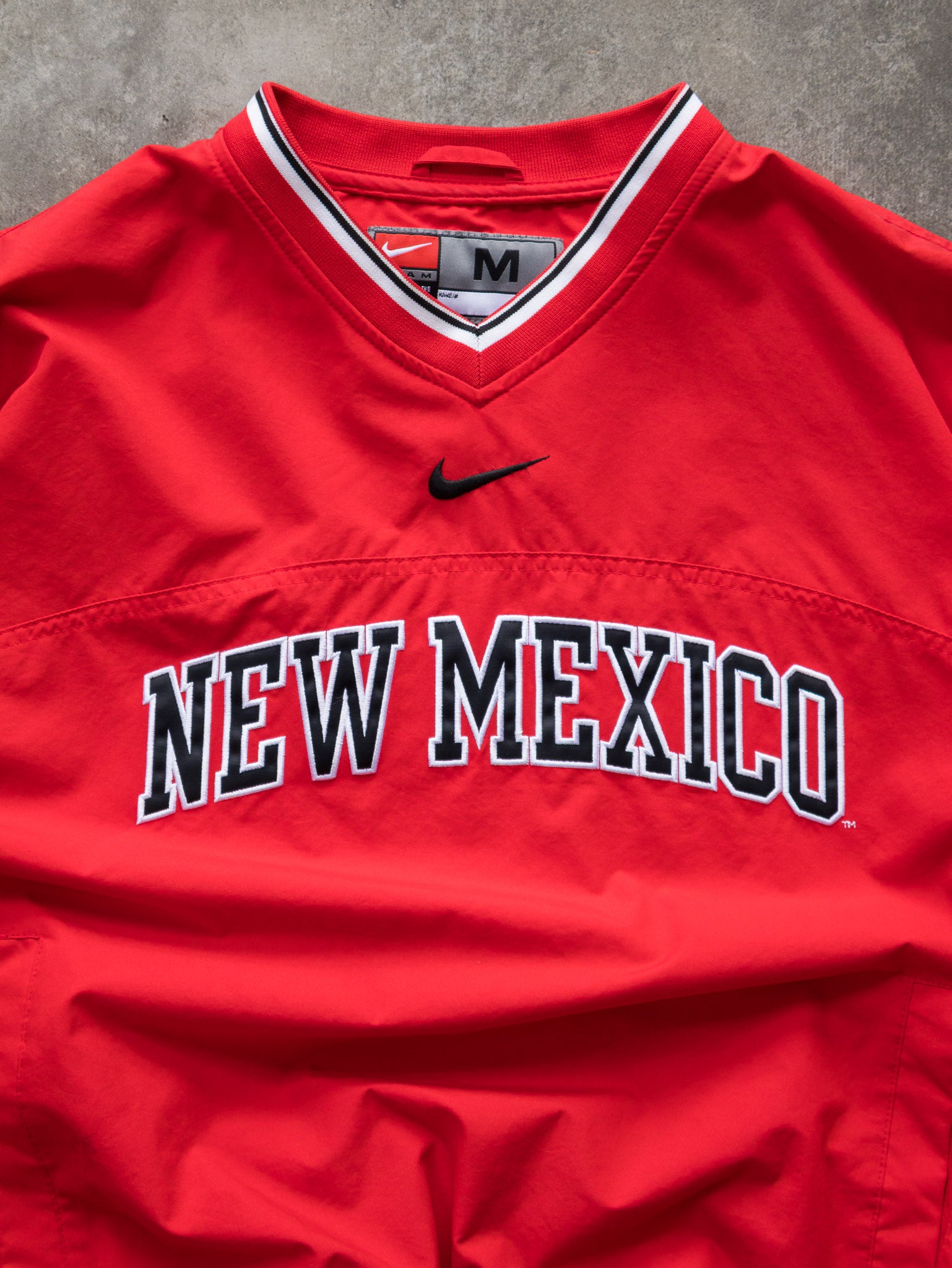 Vintage 00s Red Nike New Mexico Pullover Jacket (M)