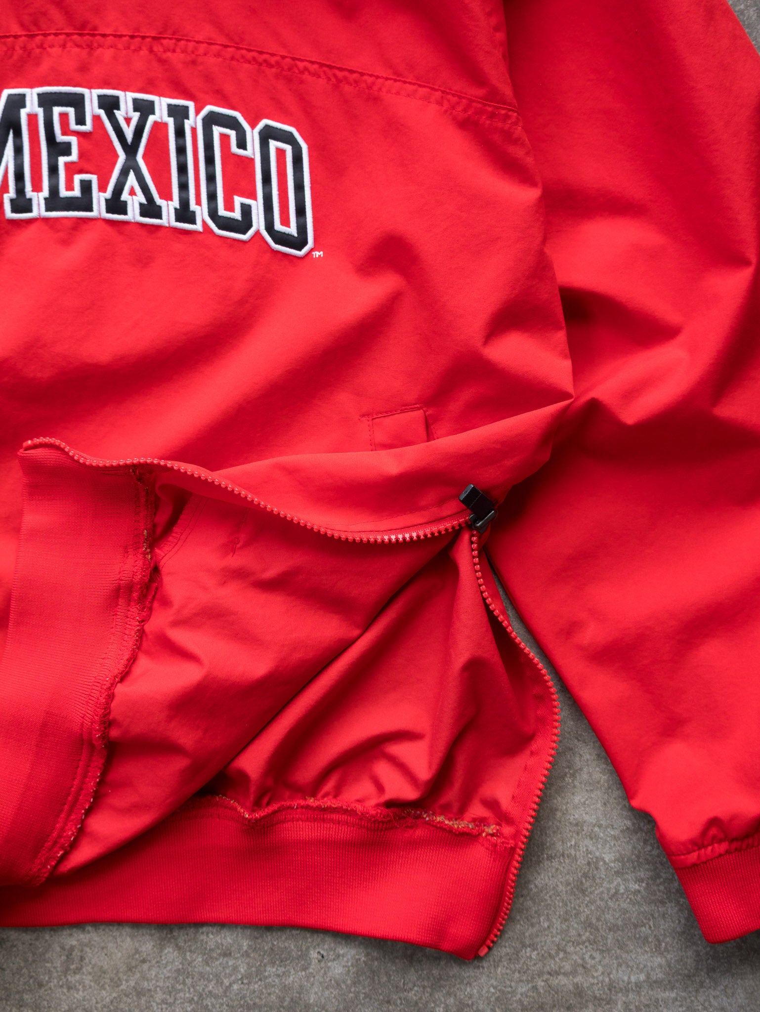 Vintage 00s Red Nike New Mexico Pullover Jacket (M)