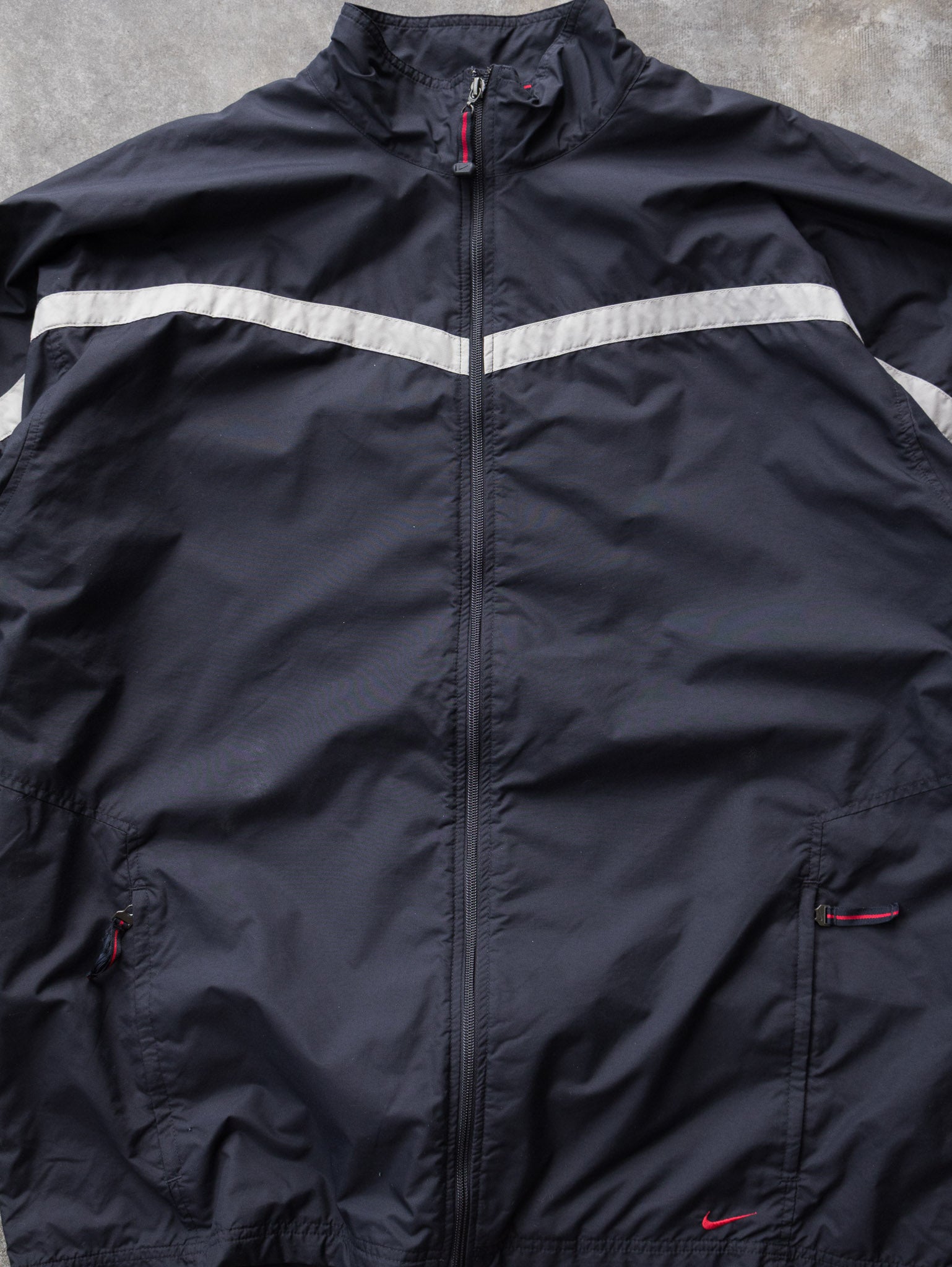 Vintage 00s Black & Grey Nike Windbreaker (2XL)