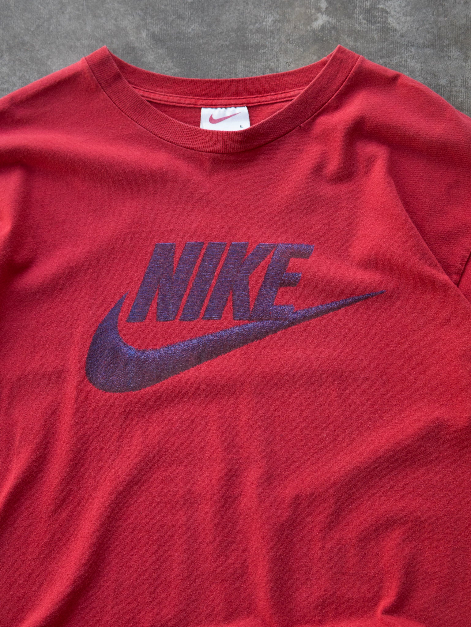 Vintage 00s Red Nike Logo Graphic Tee (L)