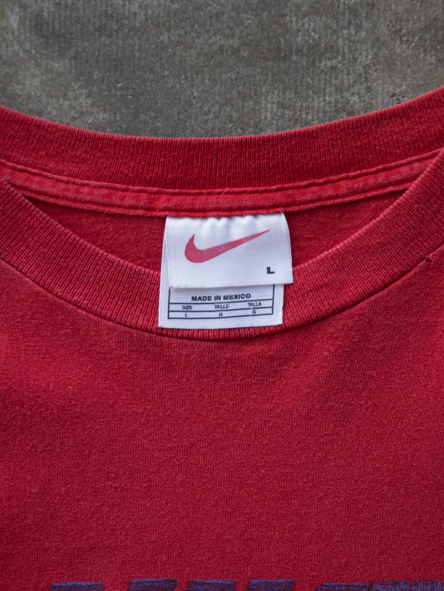 Vintage 00s Red Nike Logo Graphic Tee (L)
