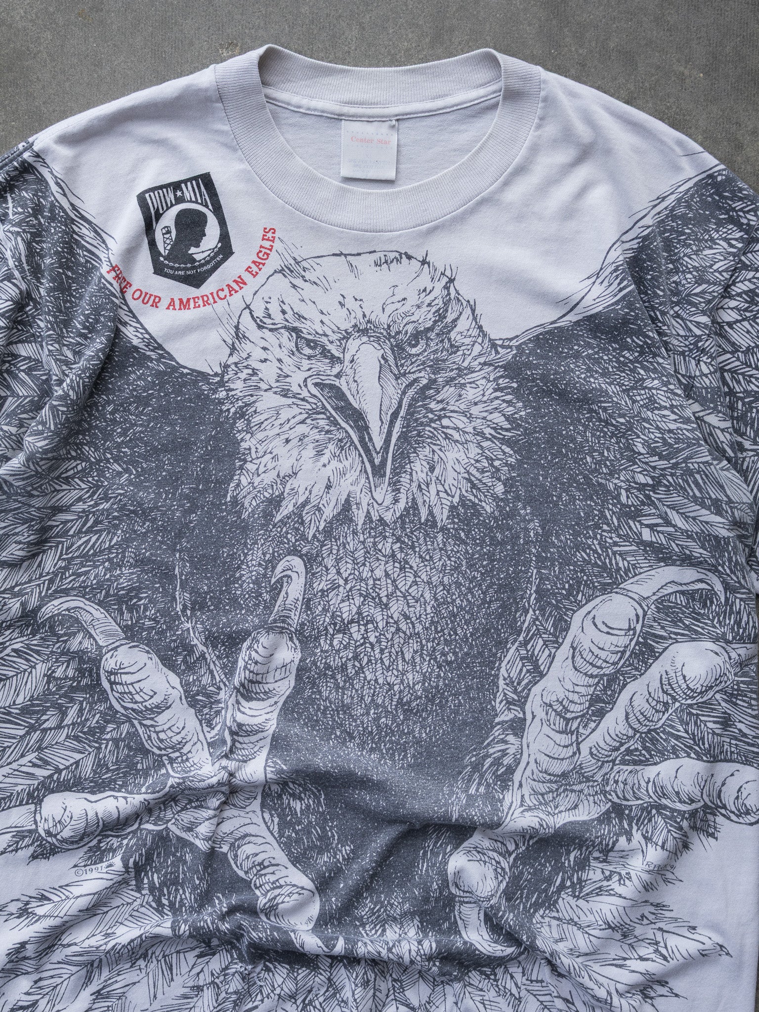 Vintage Eagle Wrap Wildlife Tee (L)