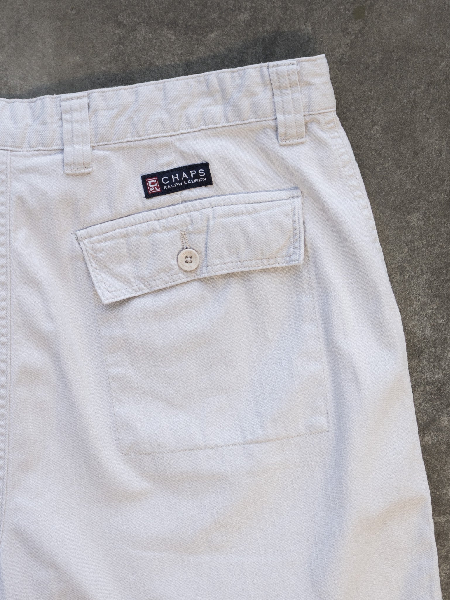 Vintage Off-White Chaps Ralph Lauren Shorts (W36)