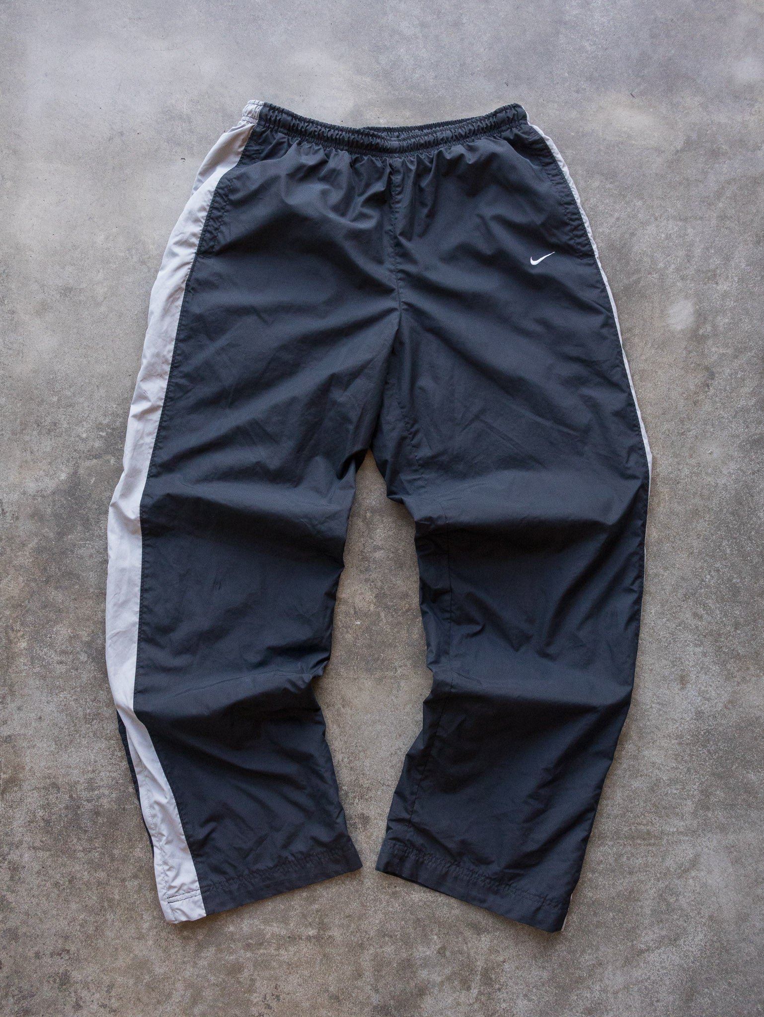 Vintage Black Nike Track Pants (L)