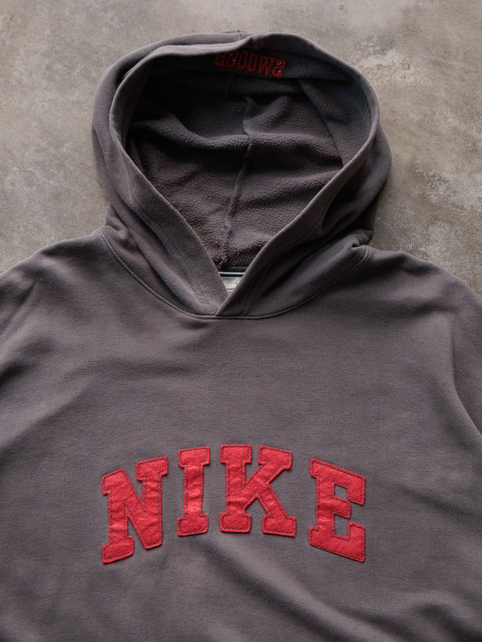 Vintage Grey Nike Hoodie (2XL)
