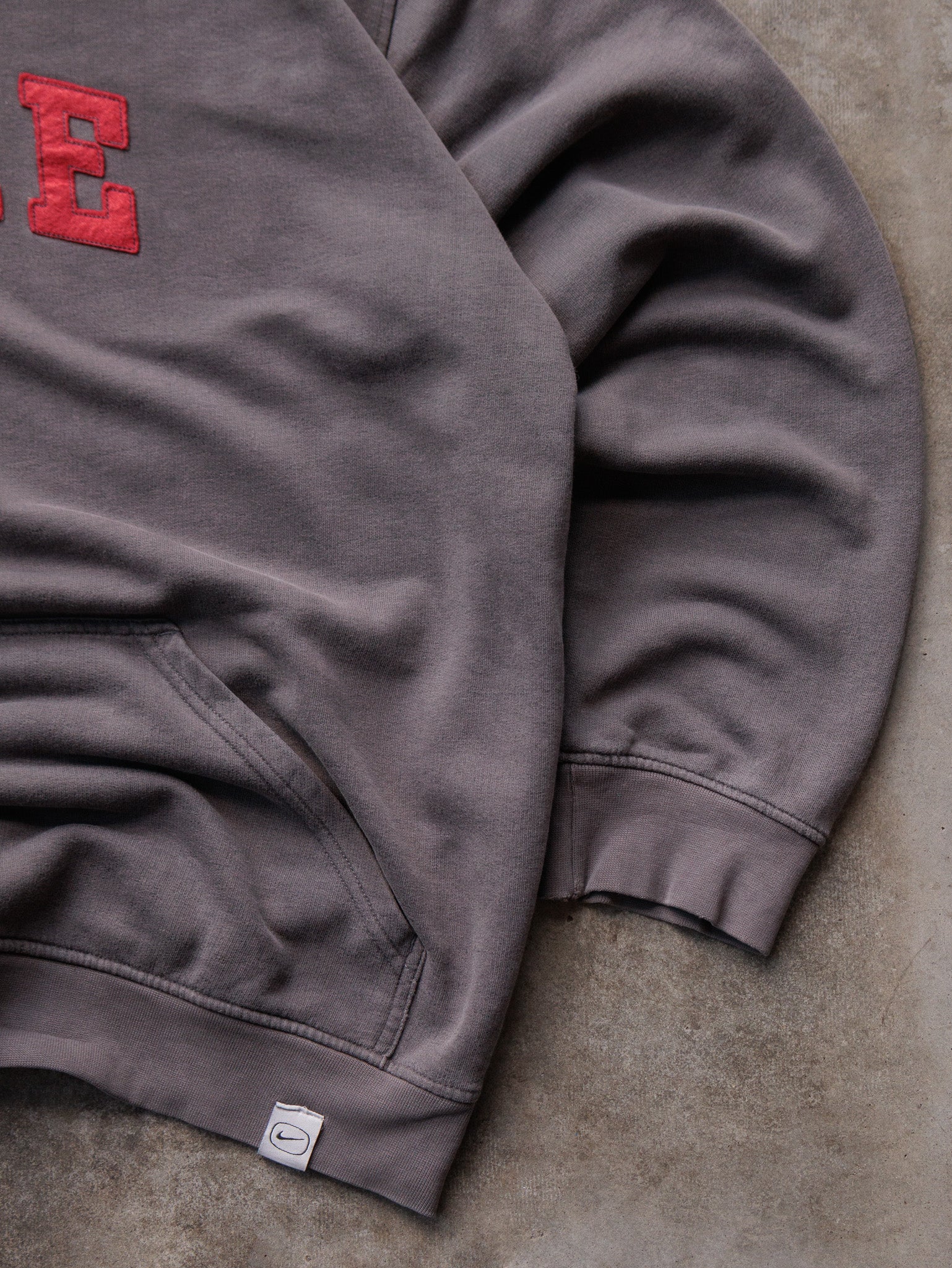Vintage Grey Nike Hoodie (2XL)