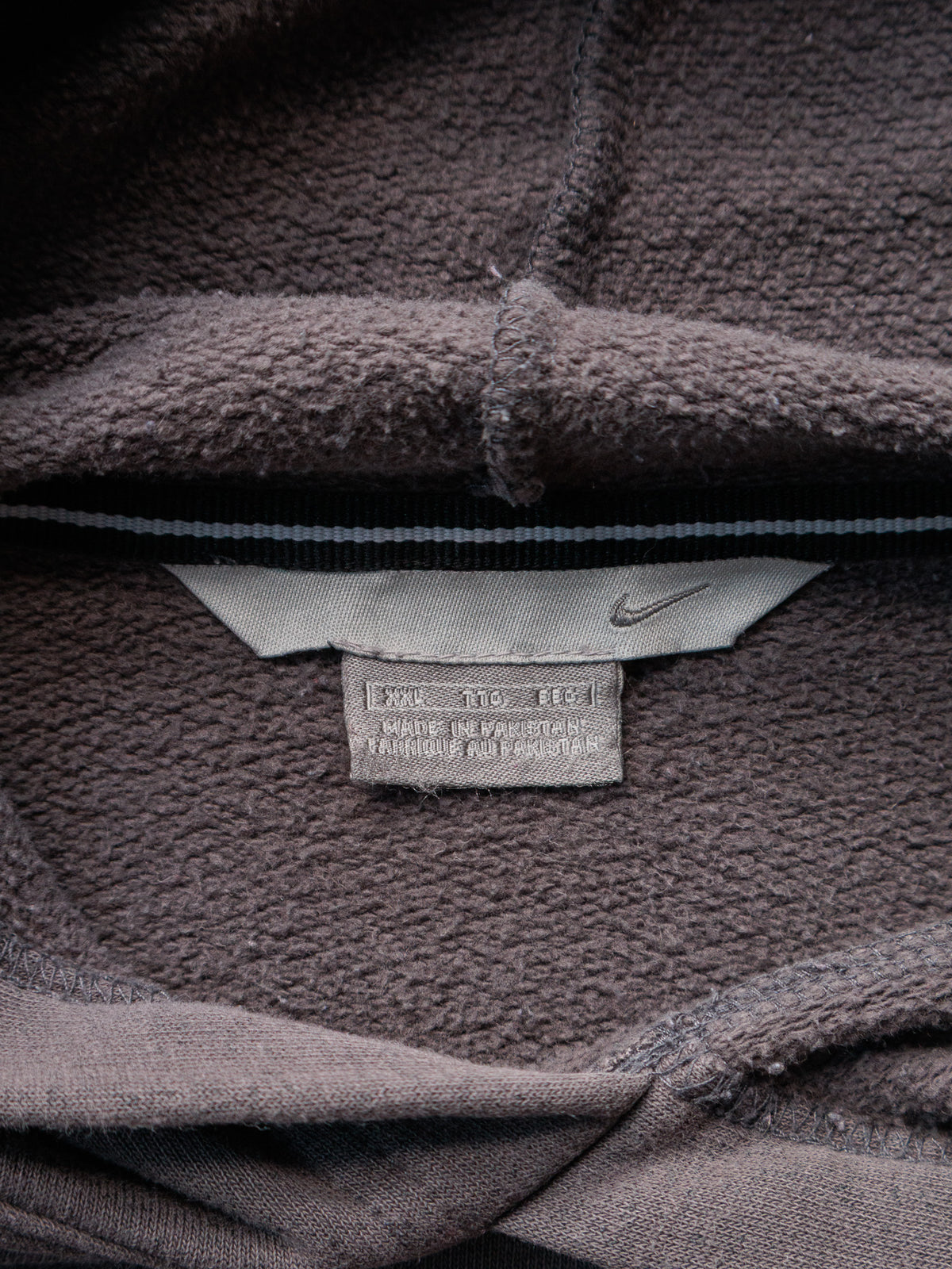 Vintage Grey Nike Hoodie (2XL)