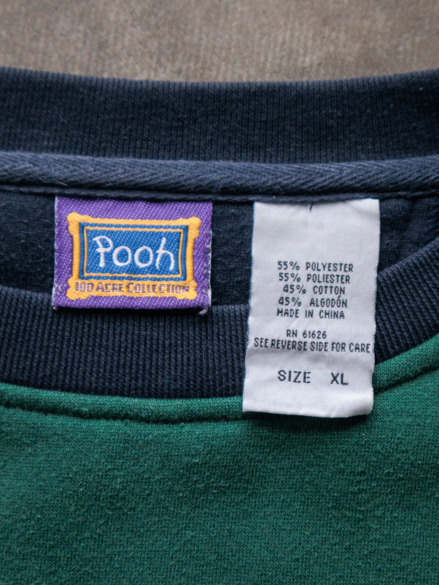 Vintage 90s Navy Disney Winnie the Pooh Colourblock Sweatshirt (XL)