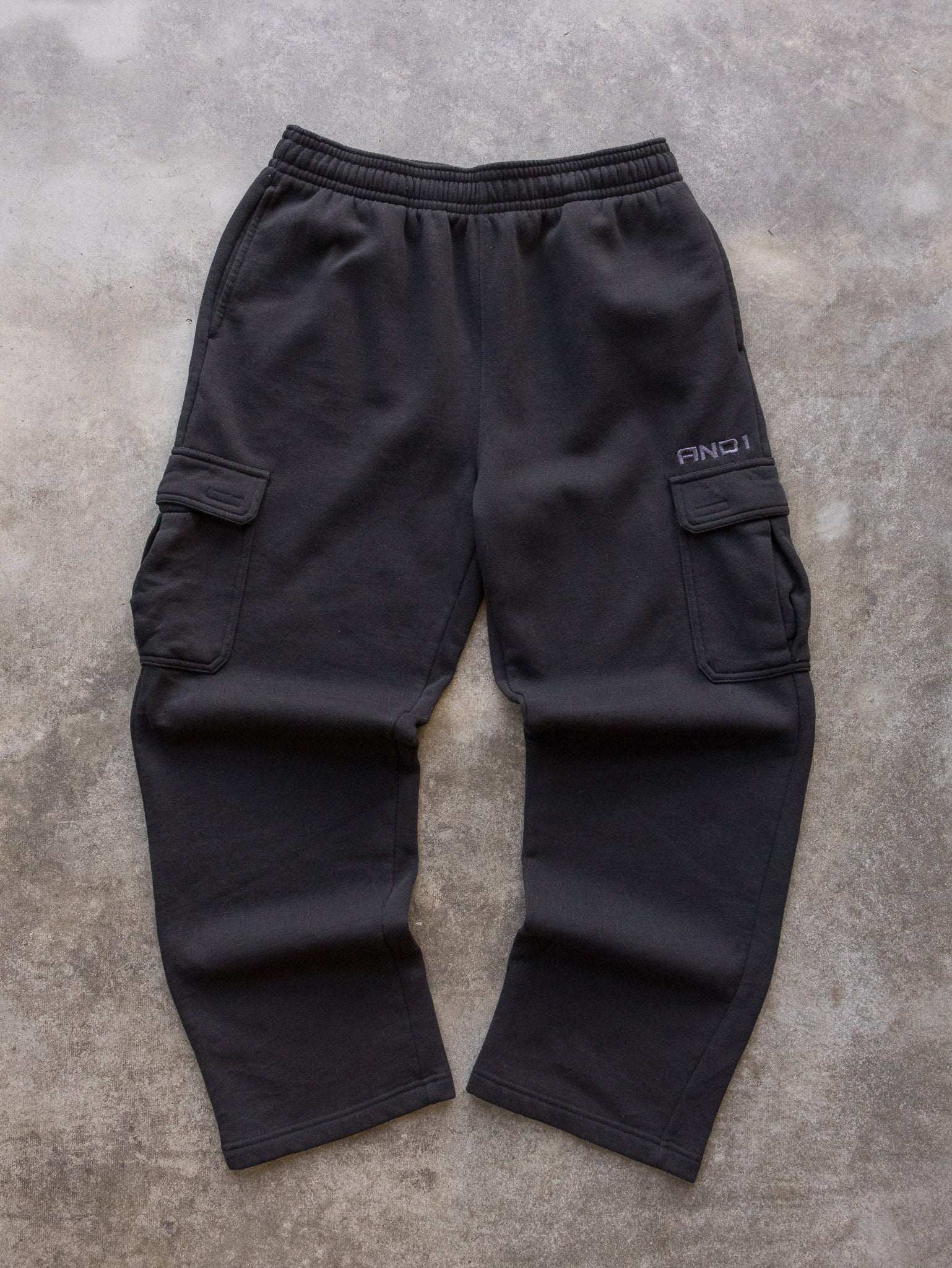 Vintage Black AND1 Cargo Sweatpants (L)