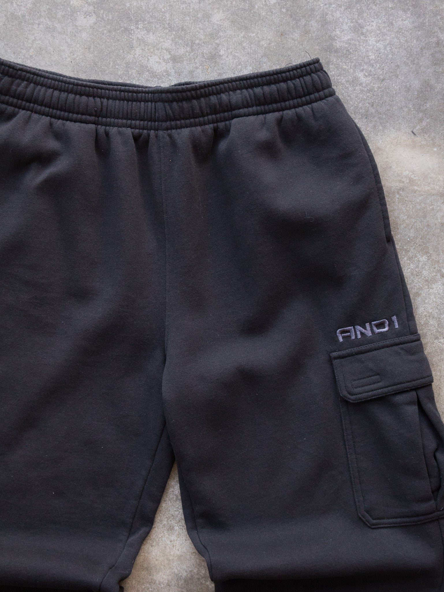 Vintage Black AND1 Cargo Sweatpants (L)