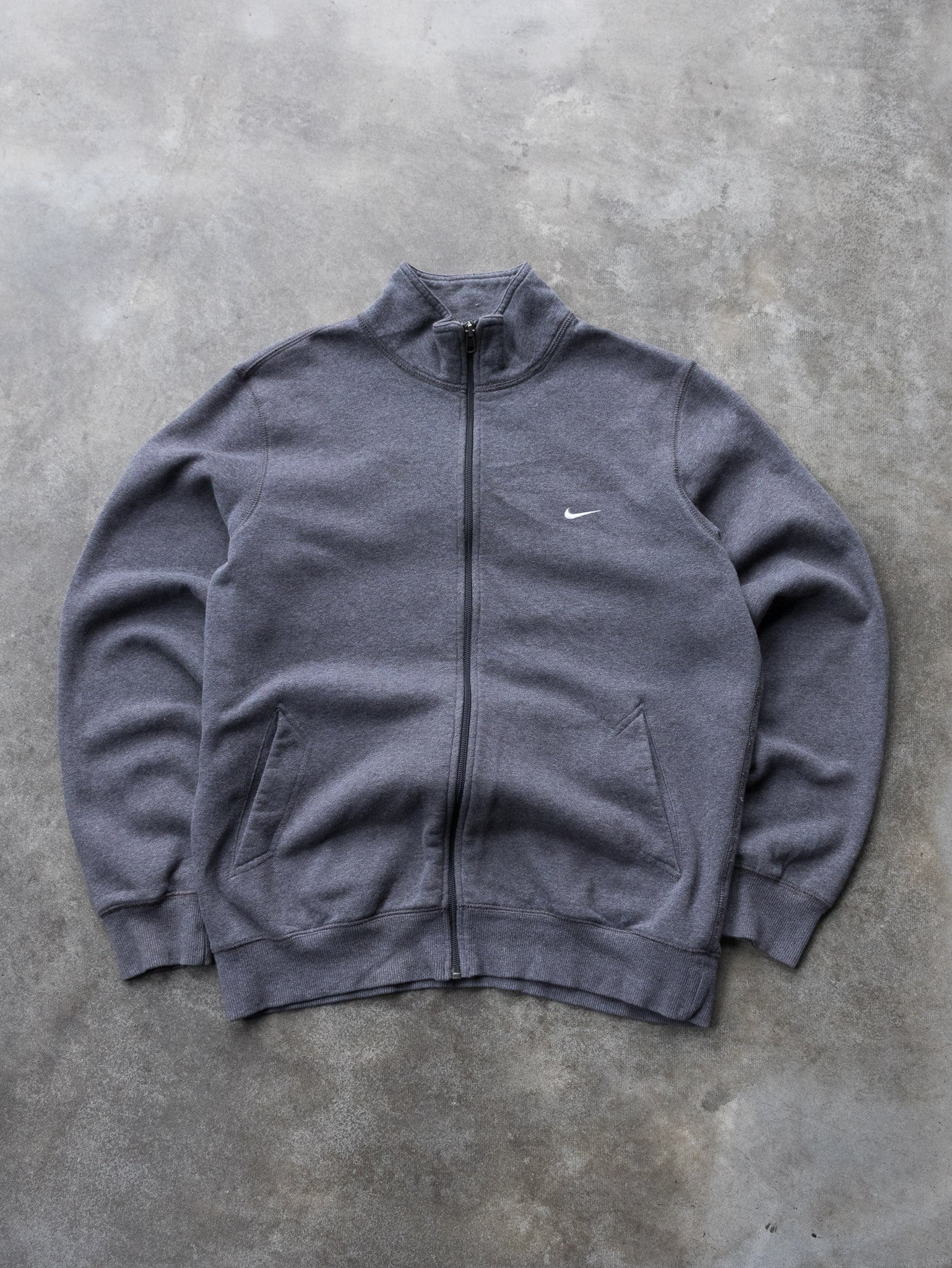 Vintage 00s Charcoal Nike Zip Sweatshirt (L)
