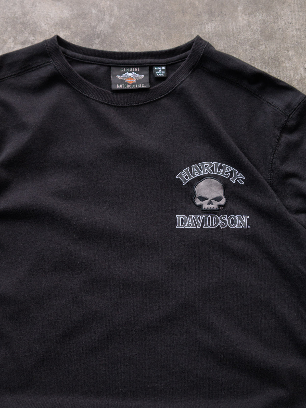 Vintage Black Harley-Davidson Skull Long Sleeve Tee (XL)