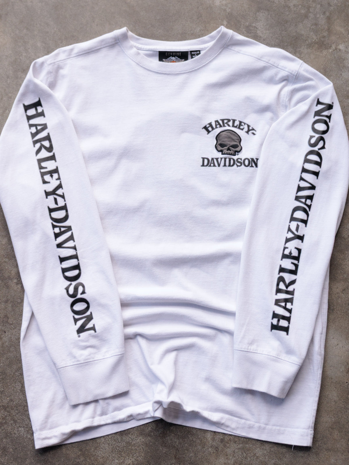 Vintage White Harley-Davidson Skull Long Sleeve Tee (L)