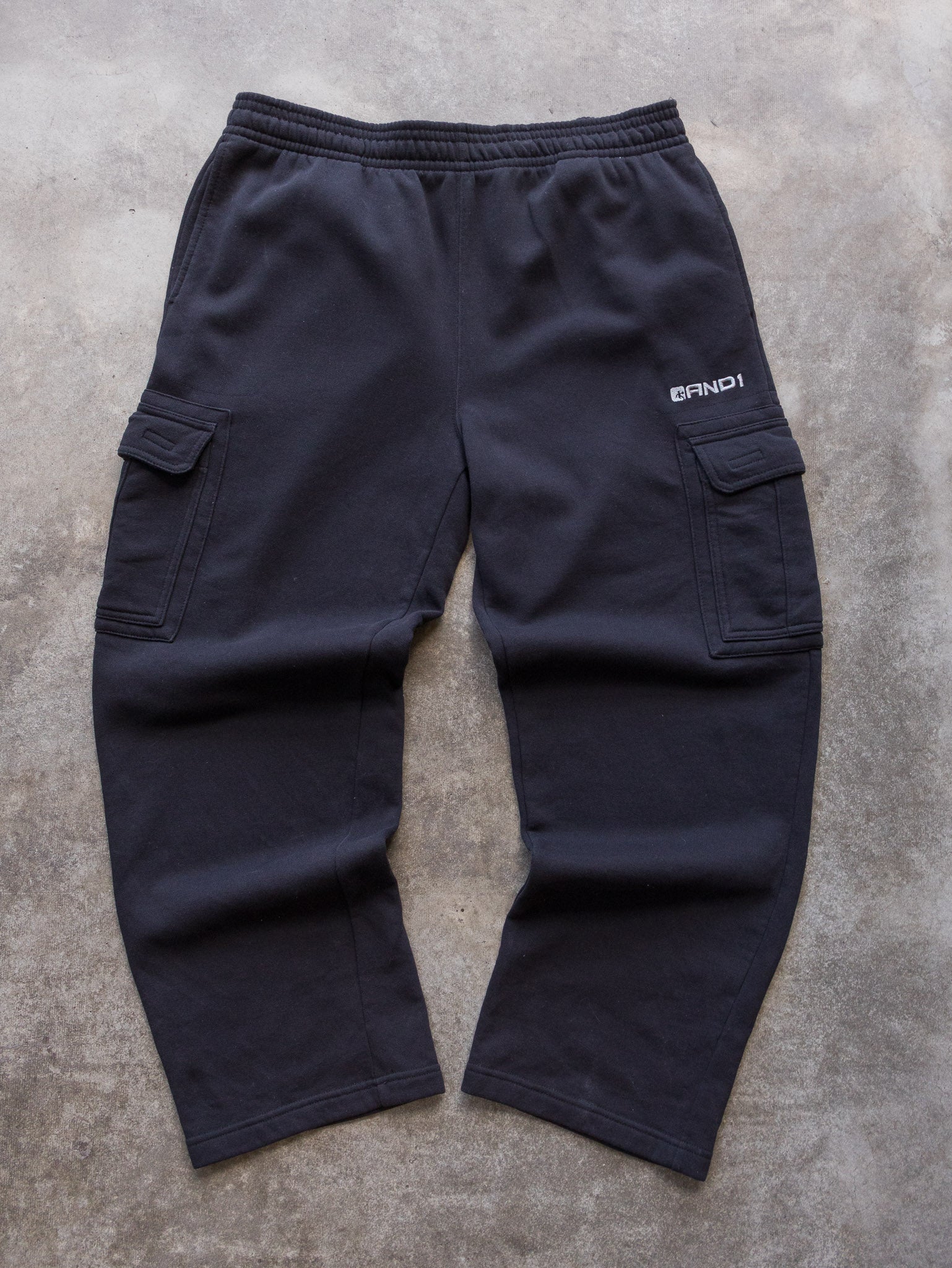 Vintage Black AND1 Cargo Sweatpants (XL)