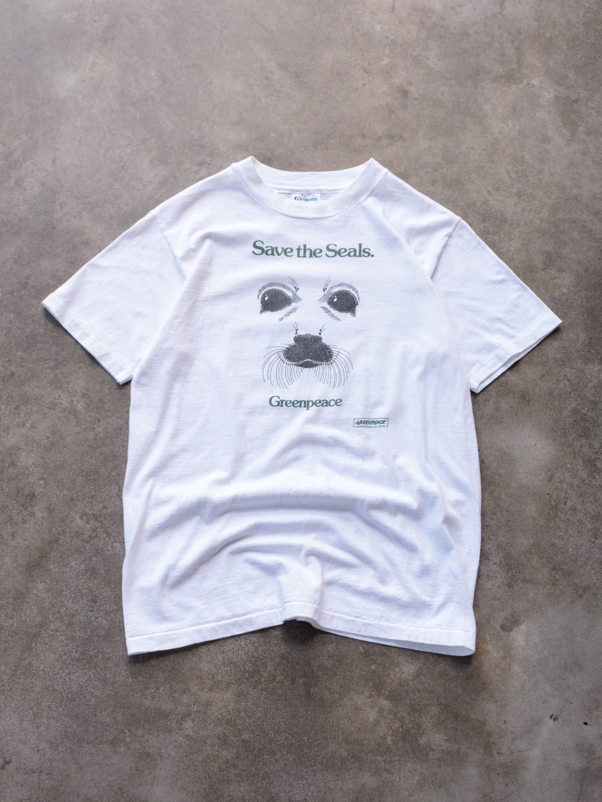Vintage 90s White Greenpeace Save the Seals Tee (M)