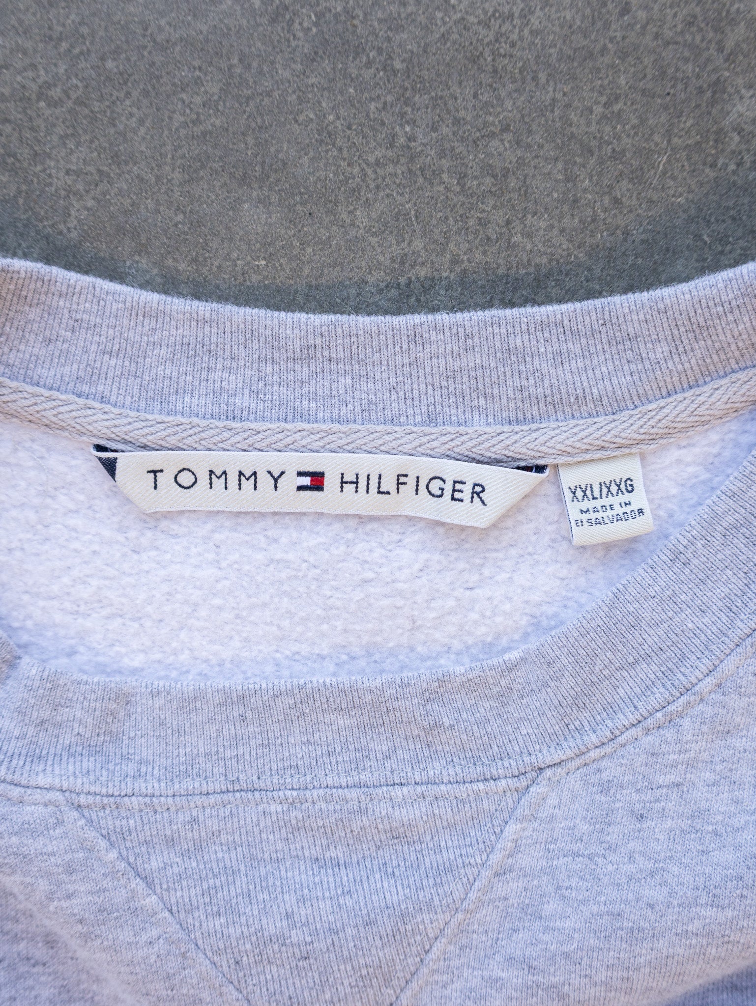 Vintage Grey Tommy Hilfiger Sweatshirt (2XL)