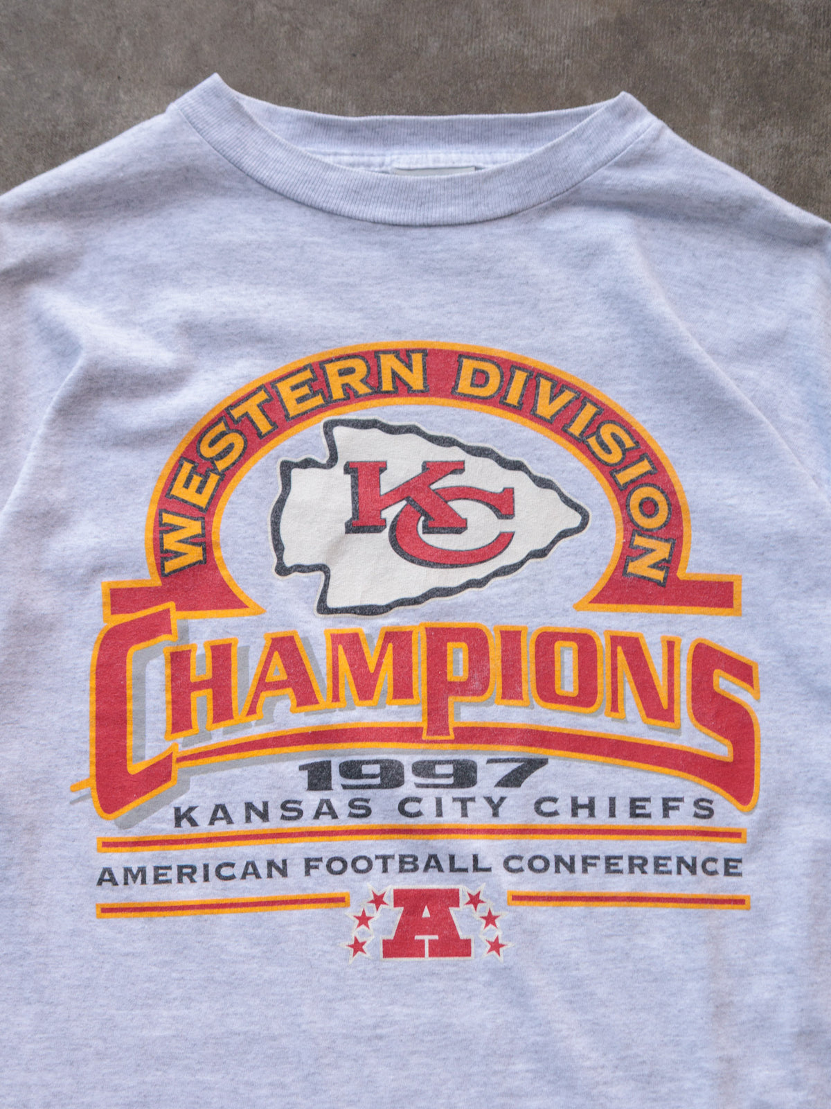 Vintage 1997 Grey Kansas City Chiefs Tee (XL)