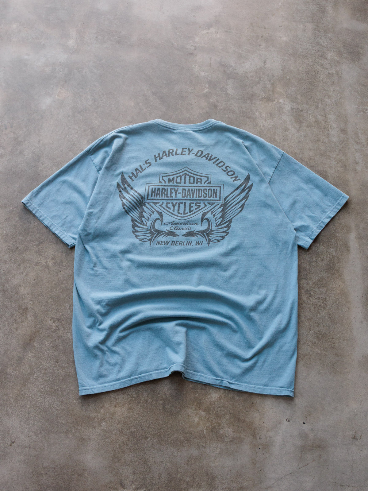 Vintage Blue Harley-Davidson New Berlin Wisconsin Tee (XL)