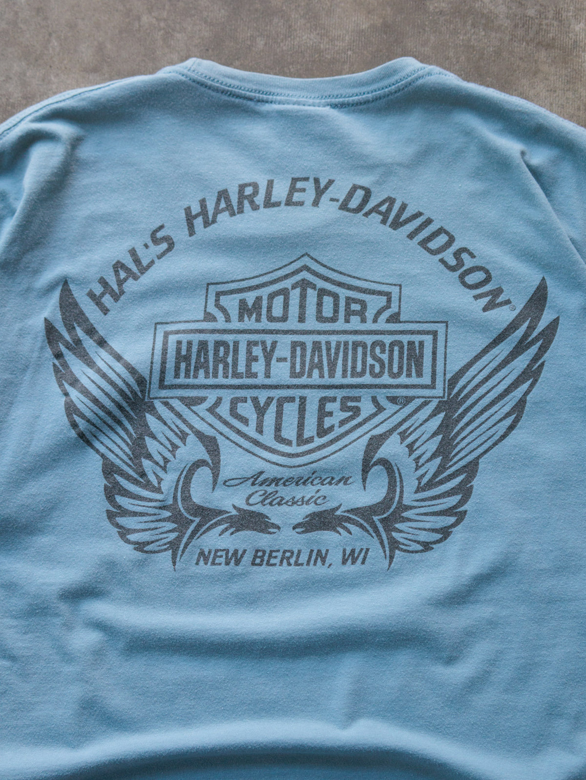 Vintage Blue Harley-Davidson New Berlin Wisconsin Tee (XL)