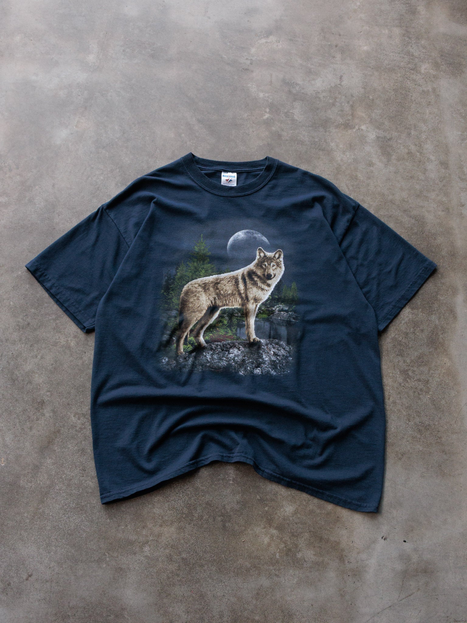 Vintage Navy Wolf Tee (XL)