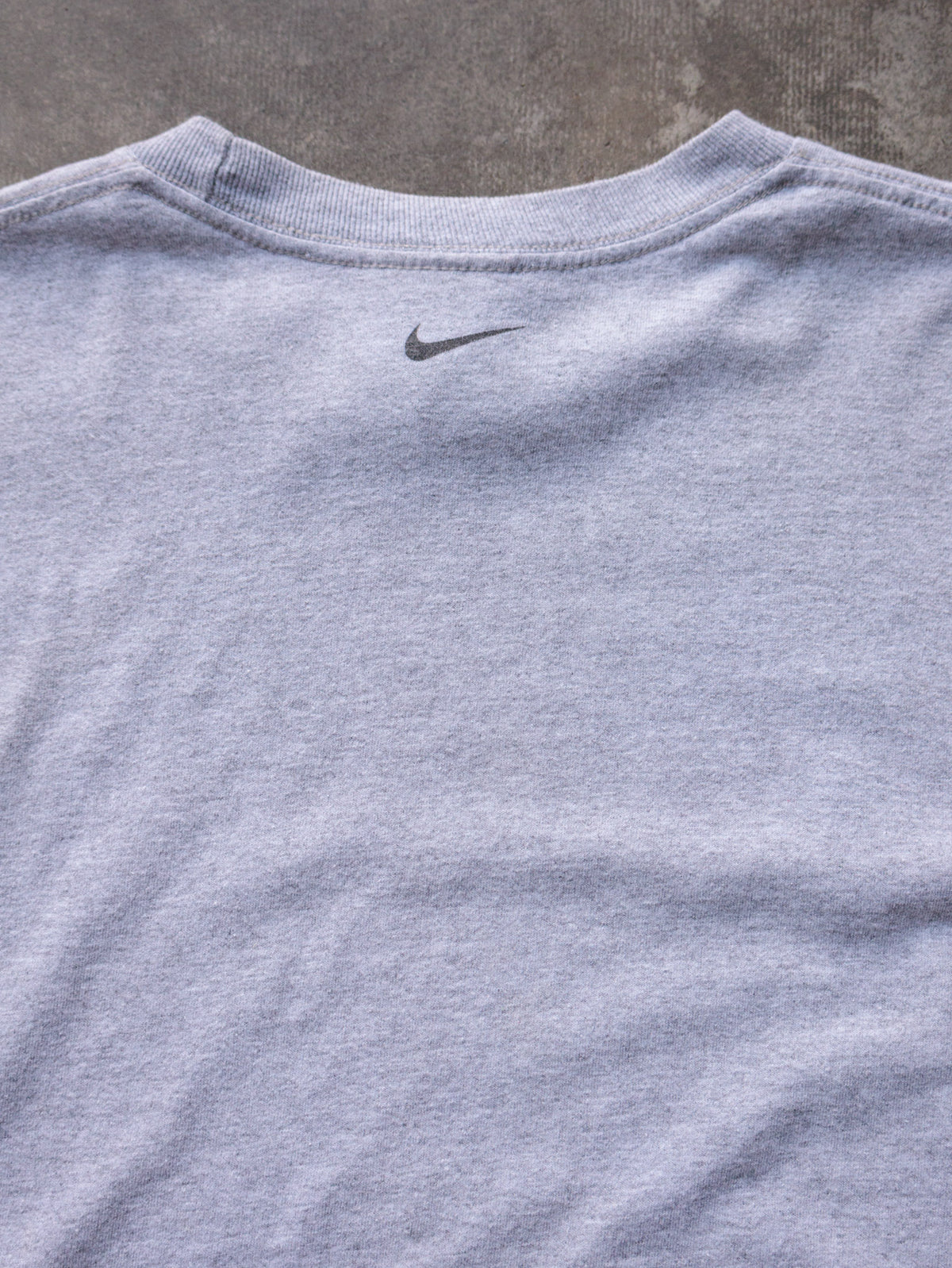Vintage 00s Grey Uniontown Eagles Nike Basketball Camp Tee (L)