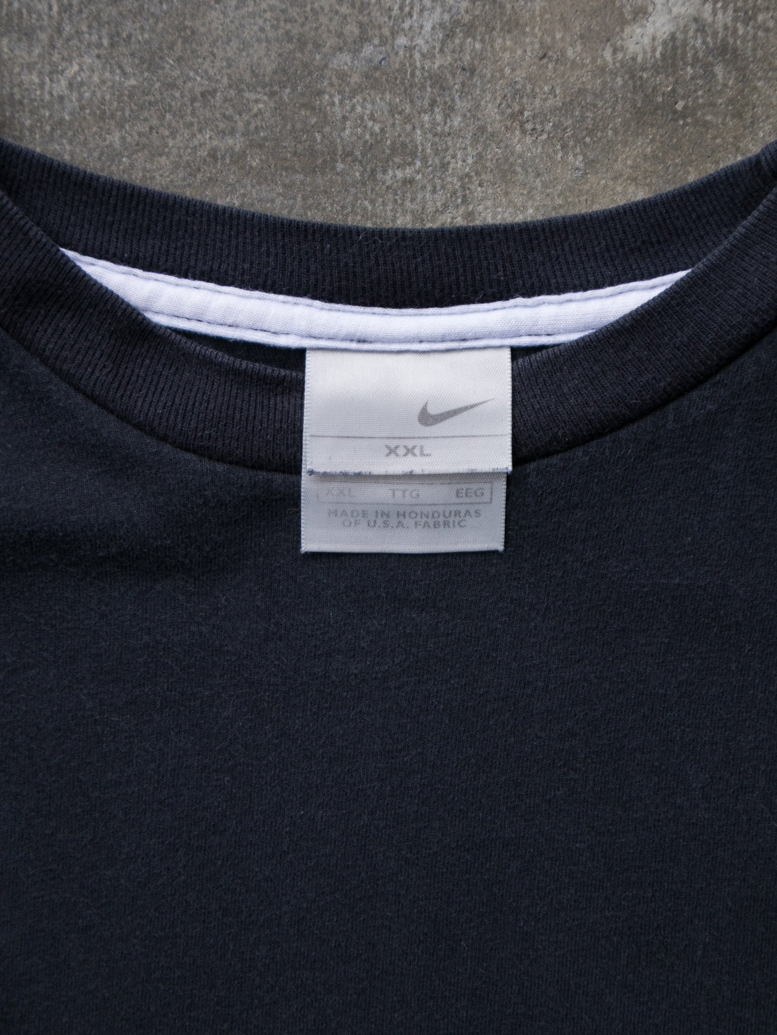 Vintage 00s Black Nike Swoosh Tee (2XL)