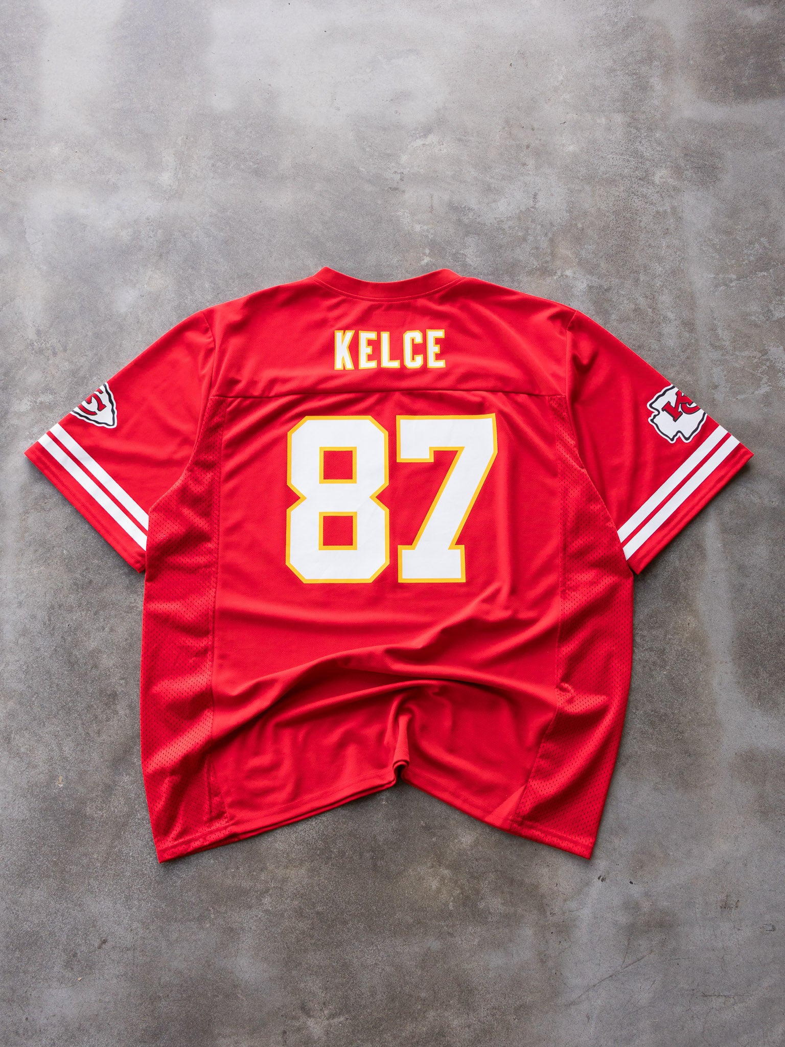 Red Travis Kelce Kansas City Chiefs NFL Jersey (2XL)