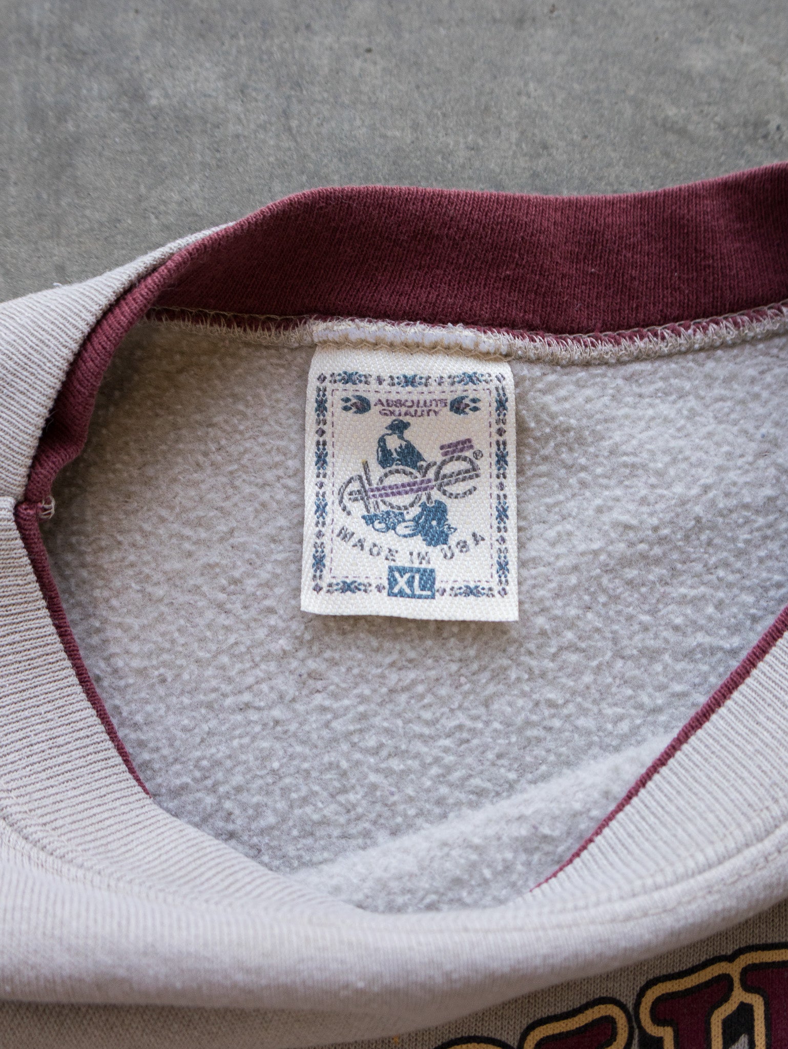 Vintage 1997 Hershey’s Chocolate Sweatshirt (XL)