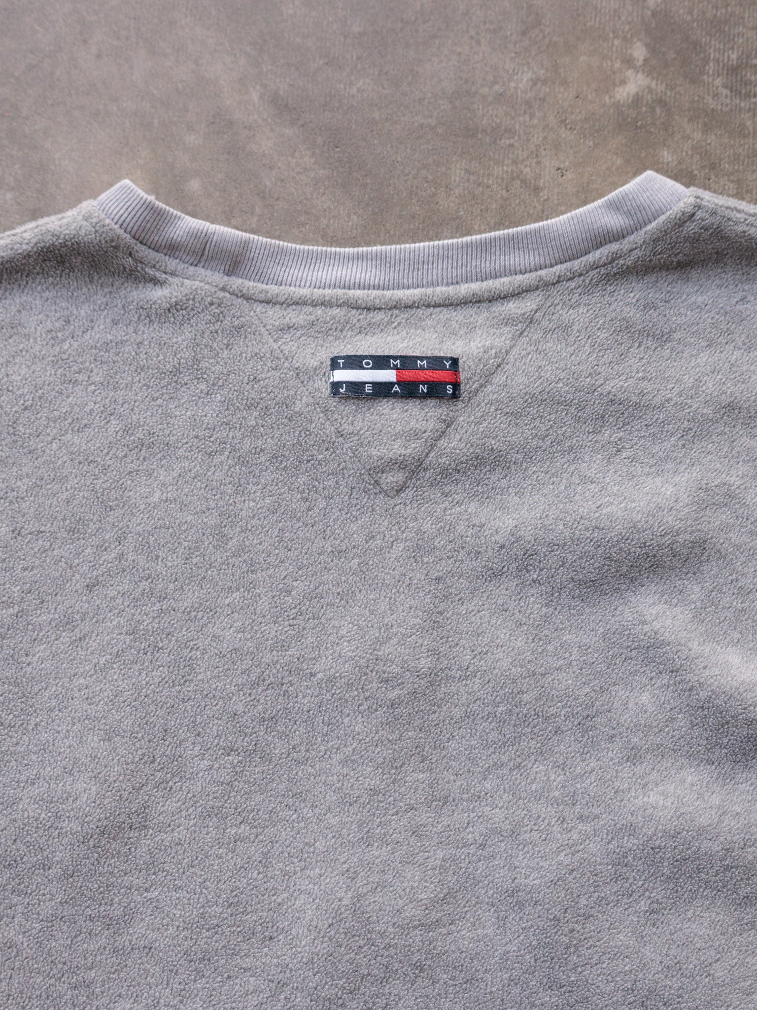 Vintage 90s Grey Tommy Hilfiger Denim Fleece Sweatshirt (XL)