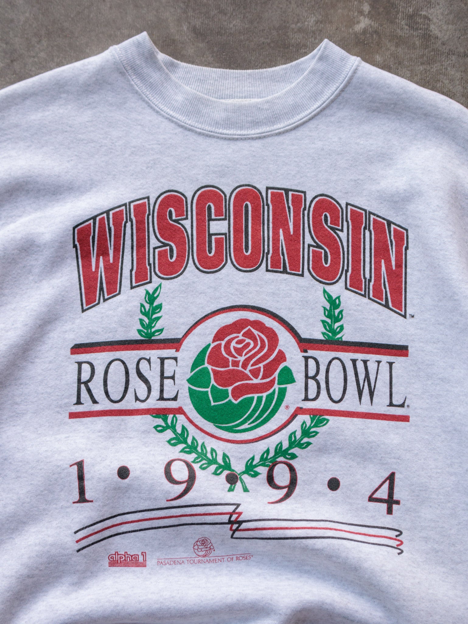 Vintage 1994 Grey Wisconsin Rose Bowl Sweatshirt (XL)